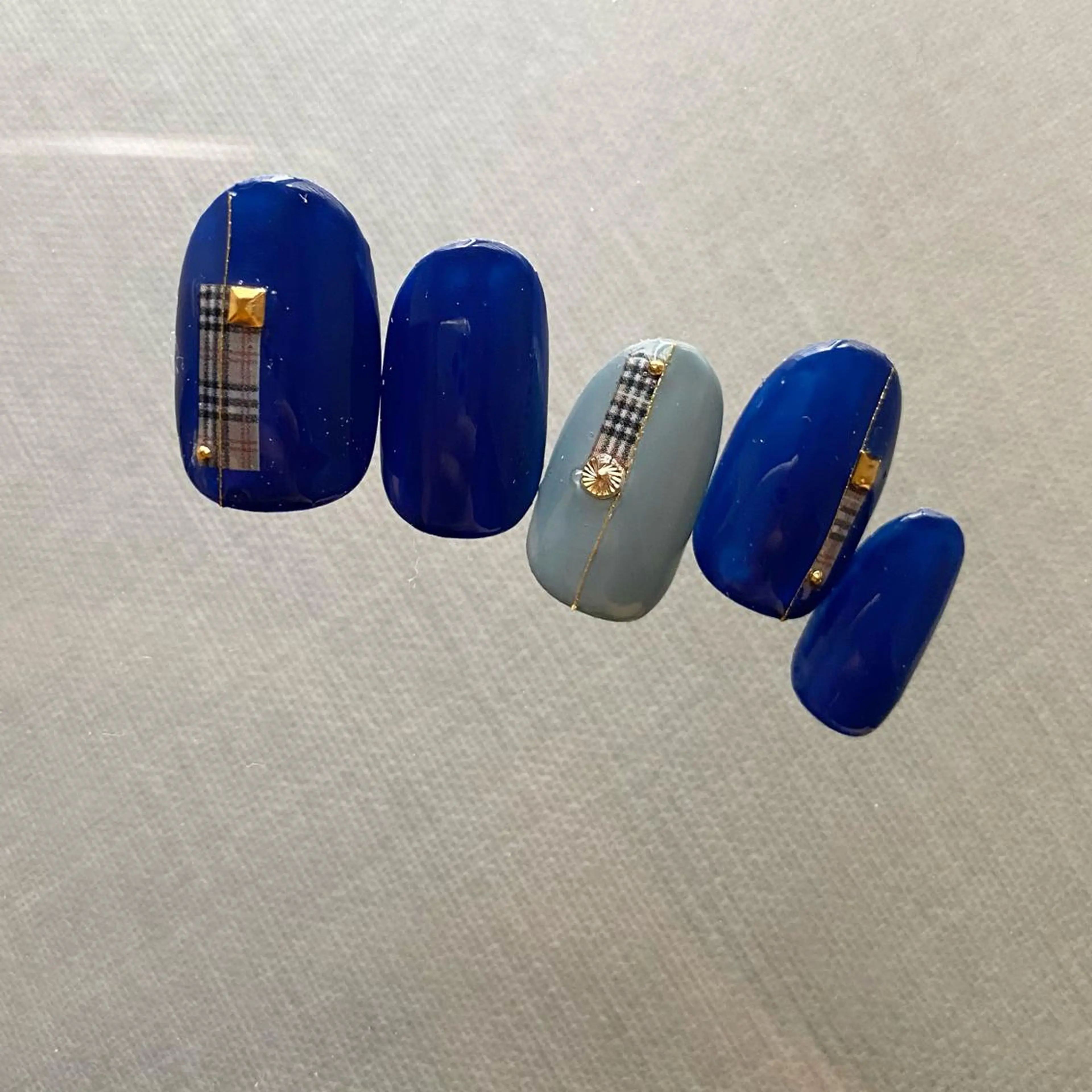 ネイル アートネイル フットネイル ニュアンスネイル 山田 貴子のネイルデザイン