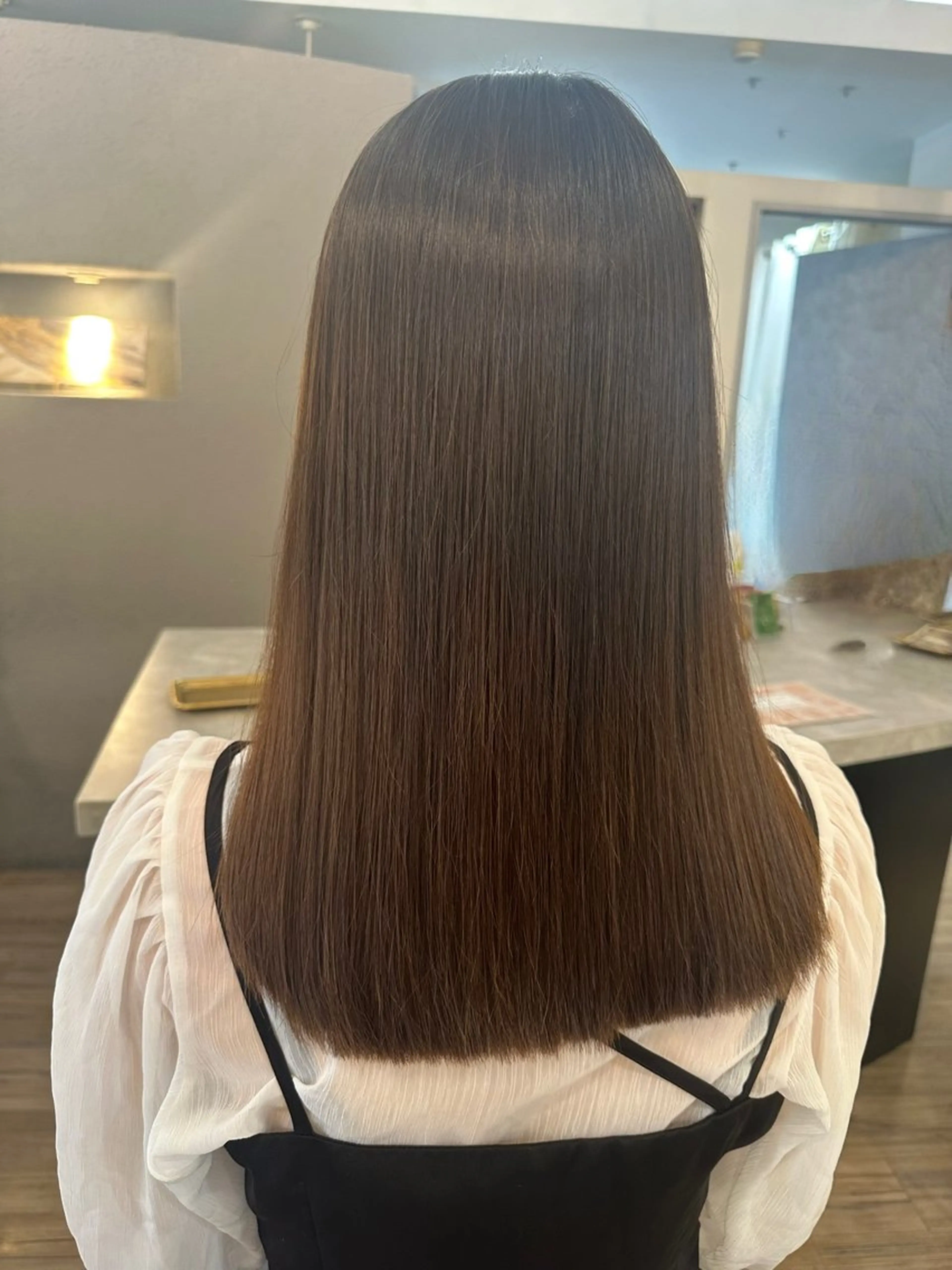 ミディアム 縮毛矯正 カット 縮毛矯正 トリートメント sato ayaka ｜透明感カラー🫧のヘアスタイル