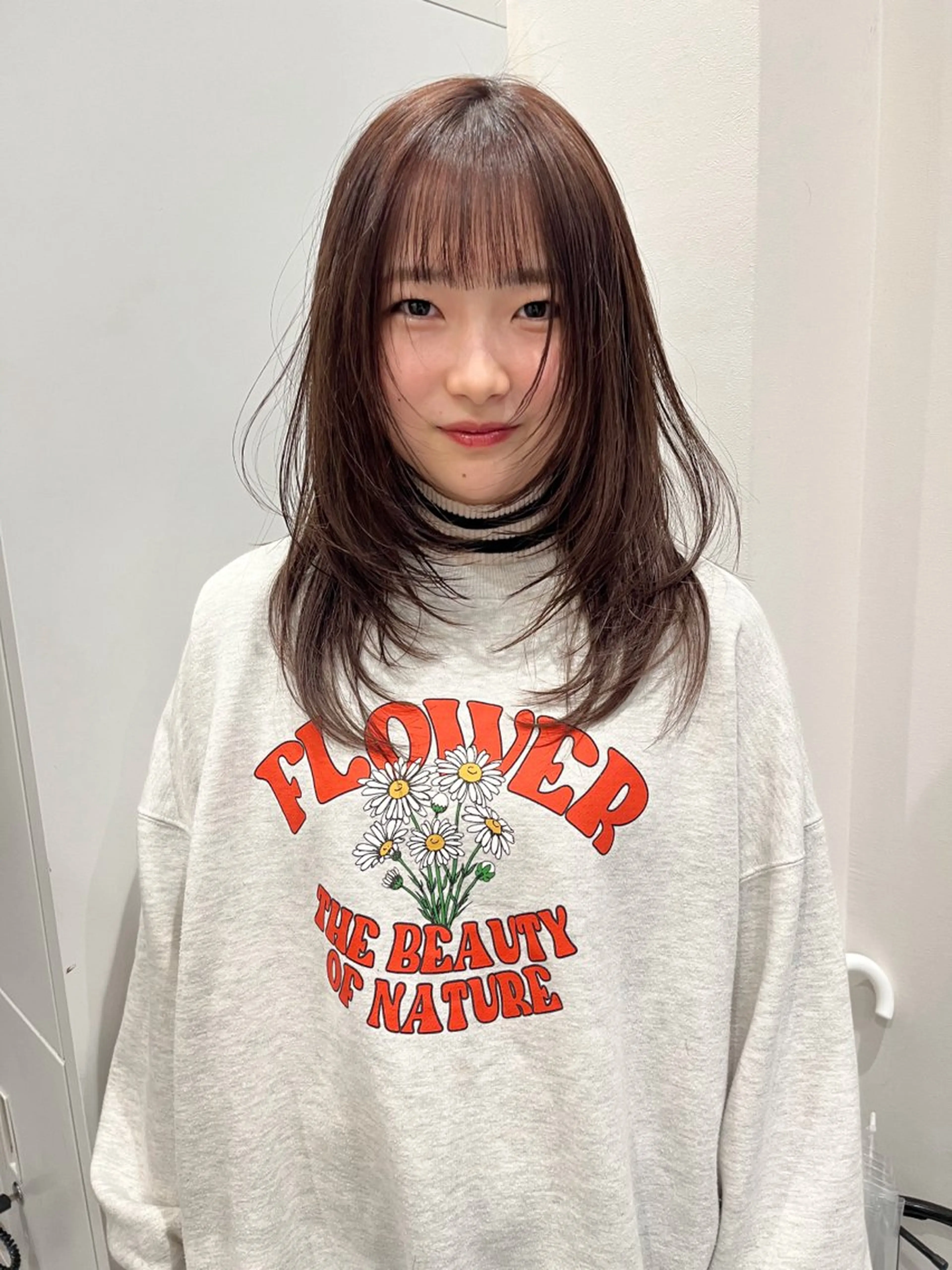 セミロング レッドブラウン レイヤーカット カット ヘアカラー keshiki🦋 Nanaのヘアスタイル