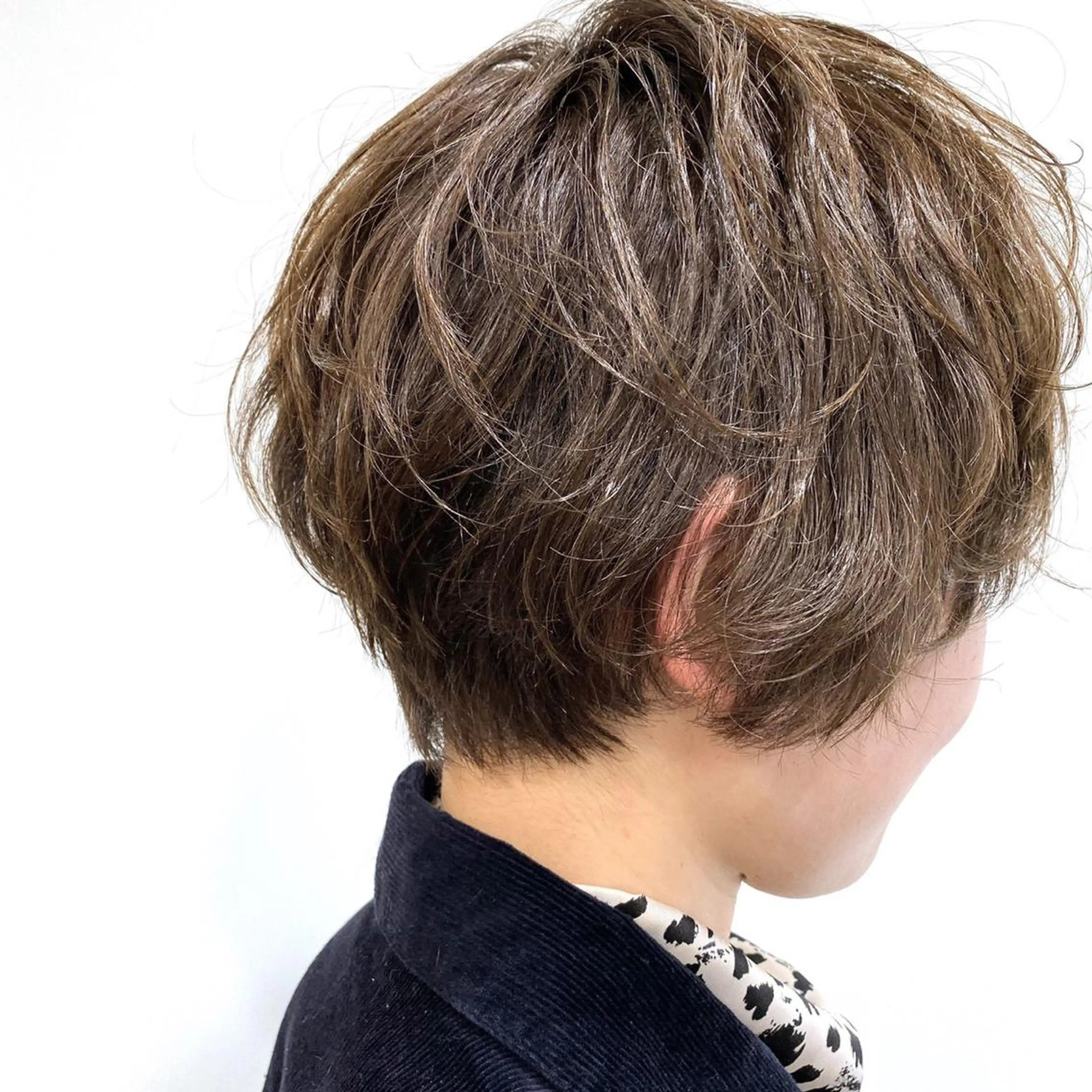 ショート カラー グランジヘア 無造作ヘアHYUGAのヘアスタイル