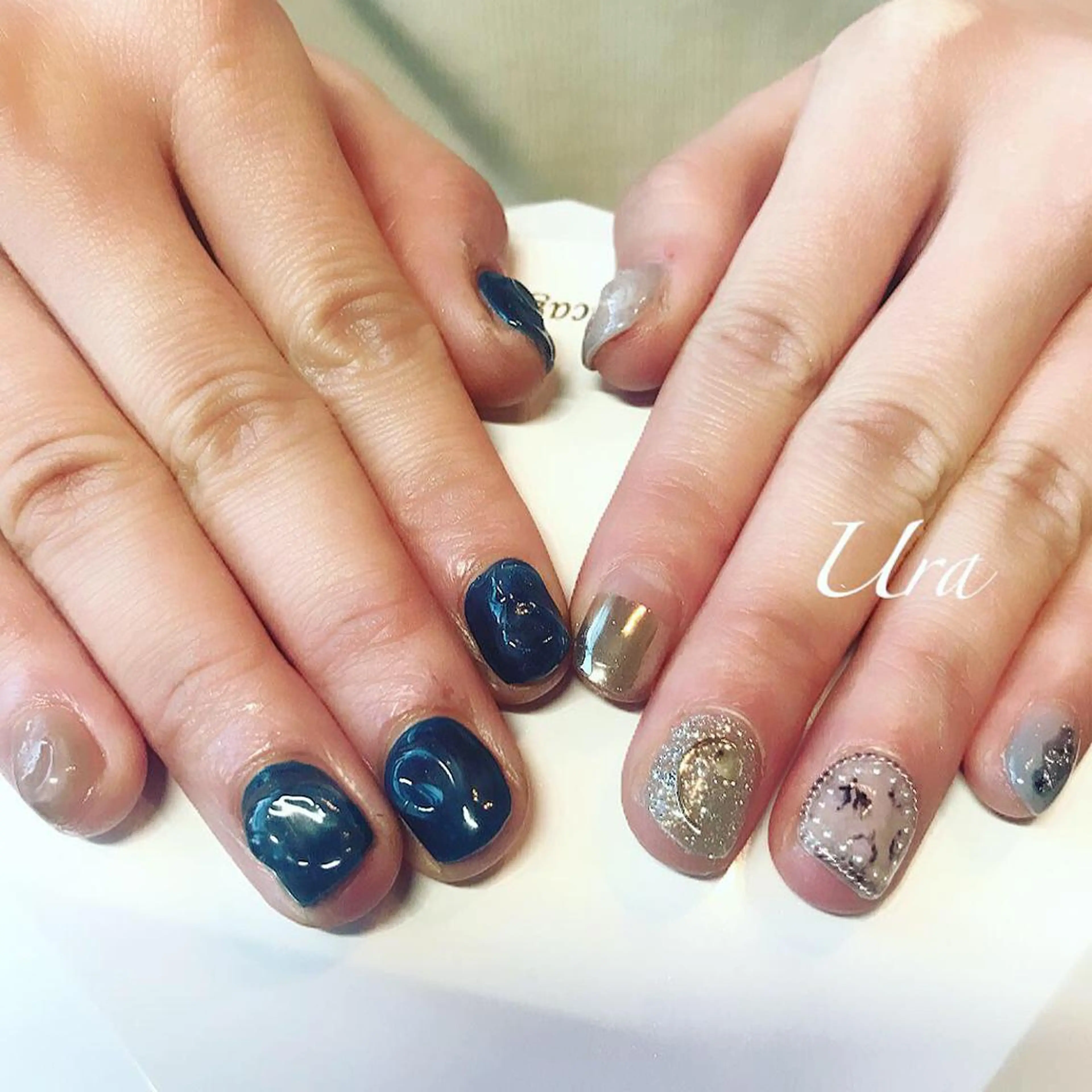 ネイル UrakoNail 《nail》のネイルデザイン