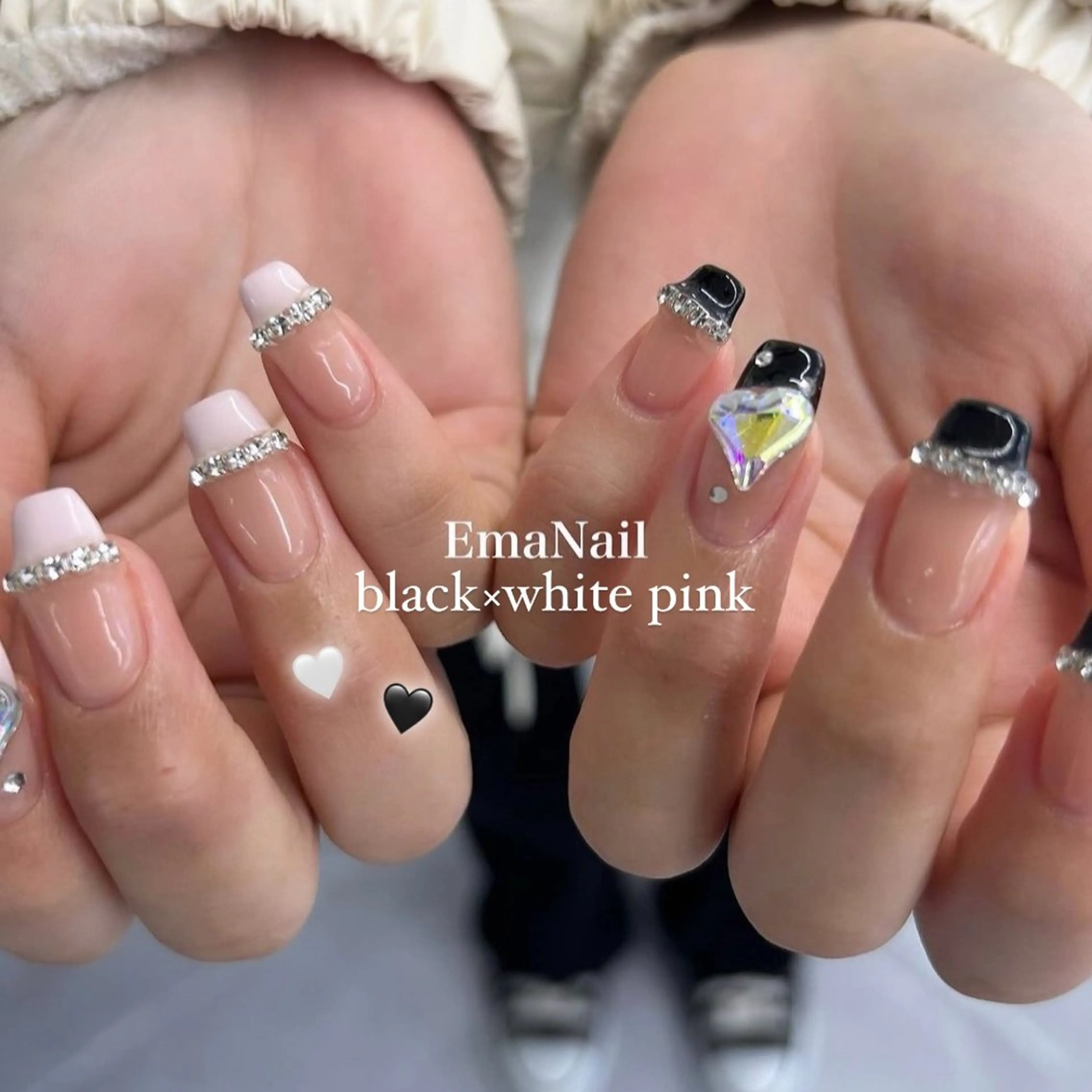 ネイル EmaNail豊中 🎀SANAのネイルデザイン