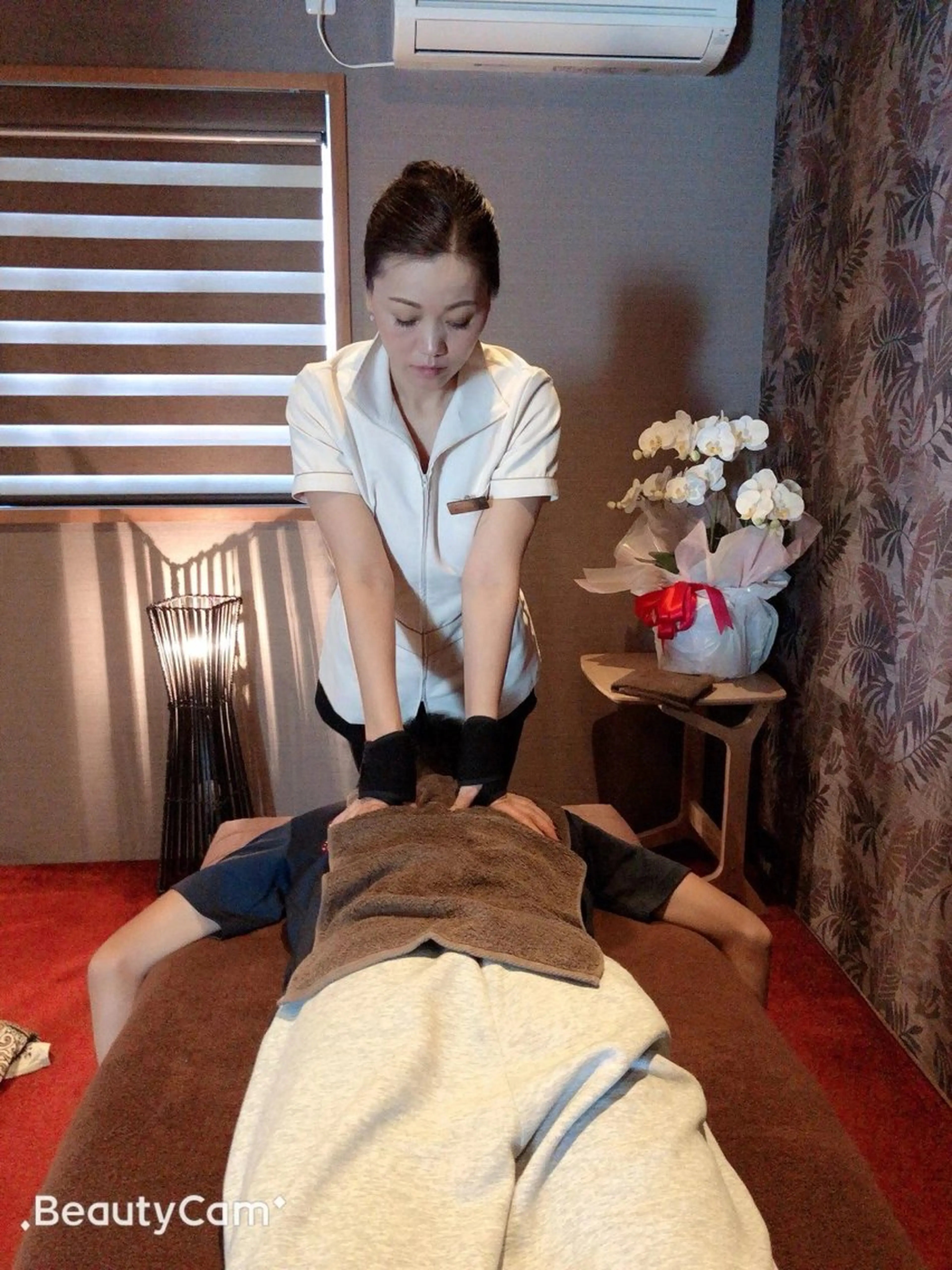 ビューティーリゾート麗所属・于 麗影のエステ・リラクイメージ