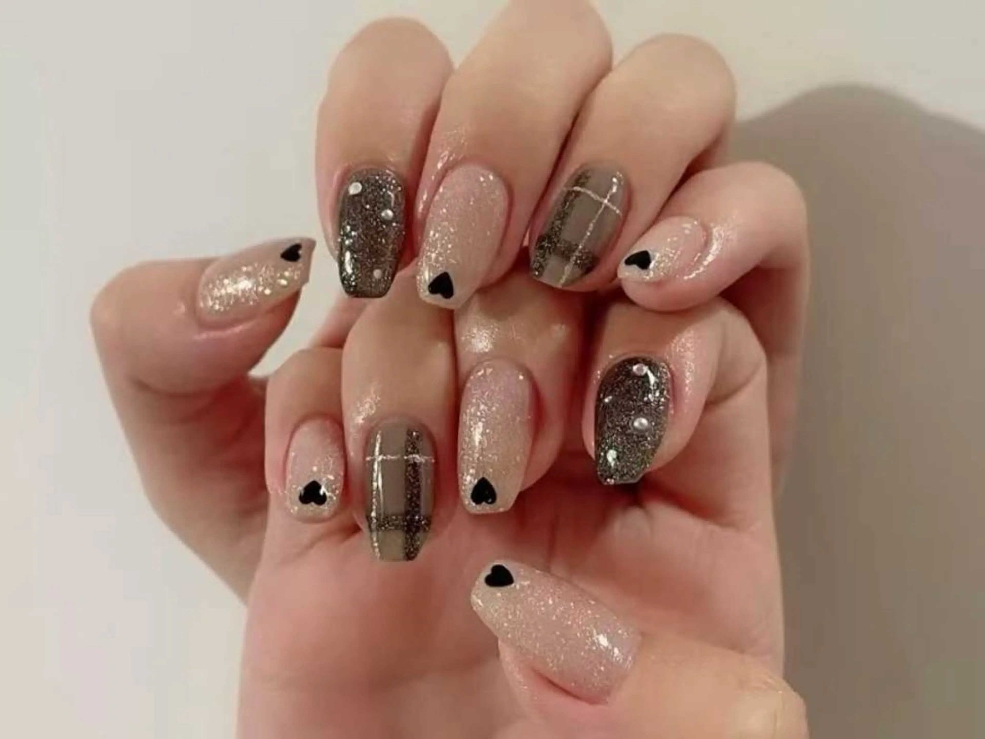 ネイル フラワーネイル フレンチネイル ジェルネイル ガラスフレンチ ハート ハンドネイル BabyYouMi nailのネイルデザイン