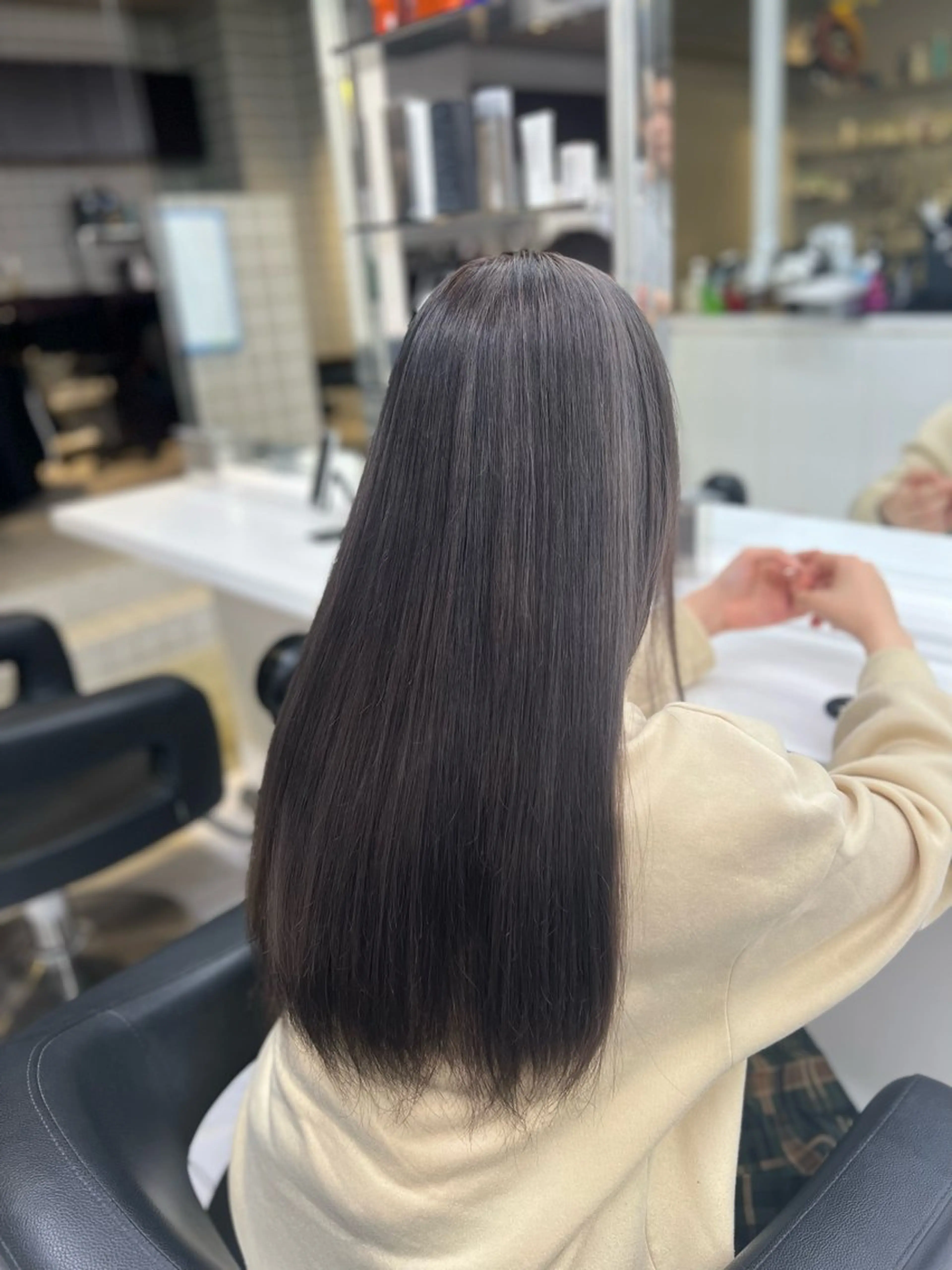 ロング カラー グレージュ 韓国レイヤーカット /REIのヘアスタイル