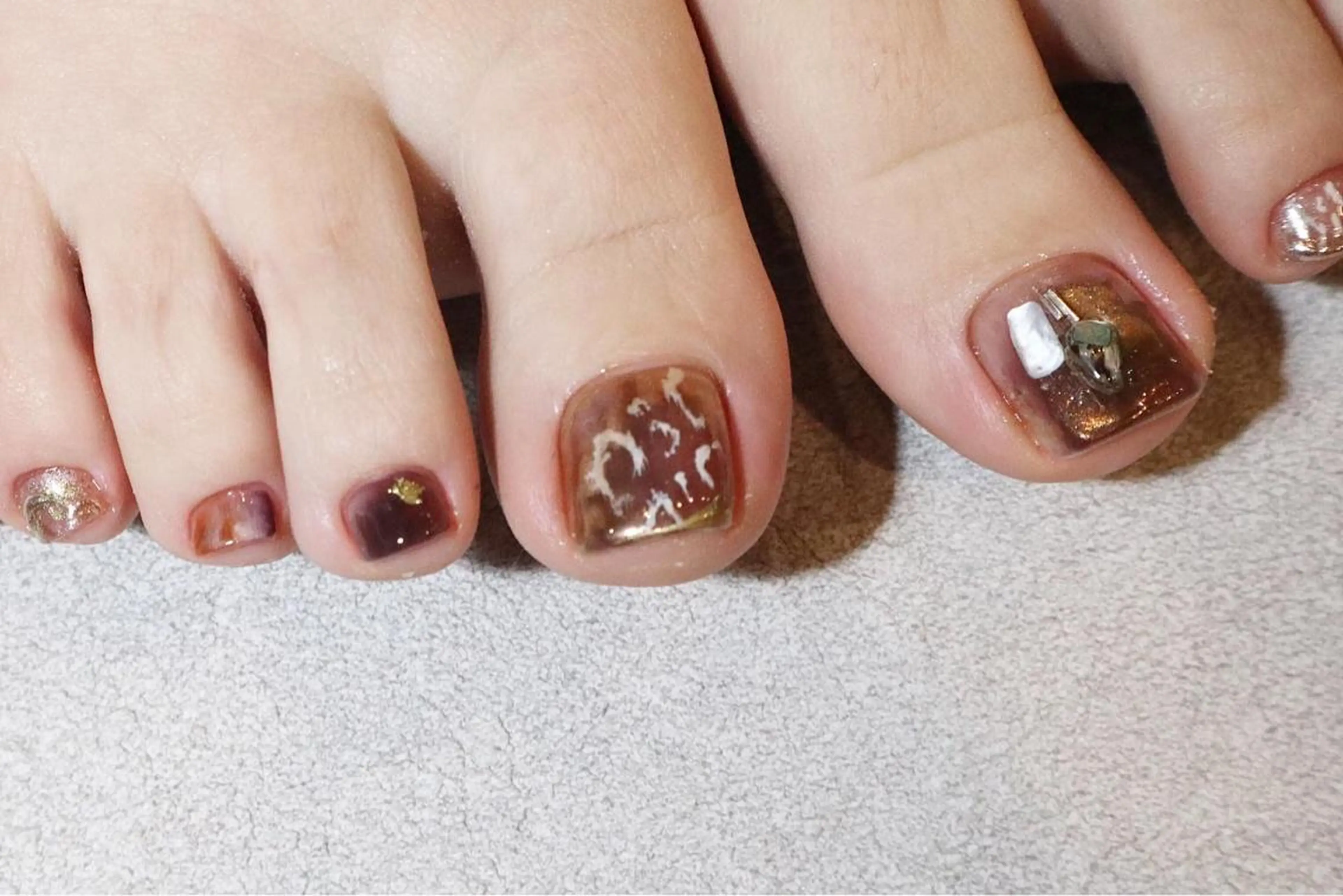 ネイル フットネイル 小河 仁美のネイルデザイン