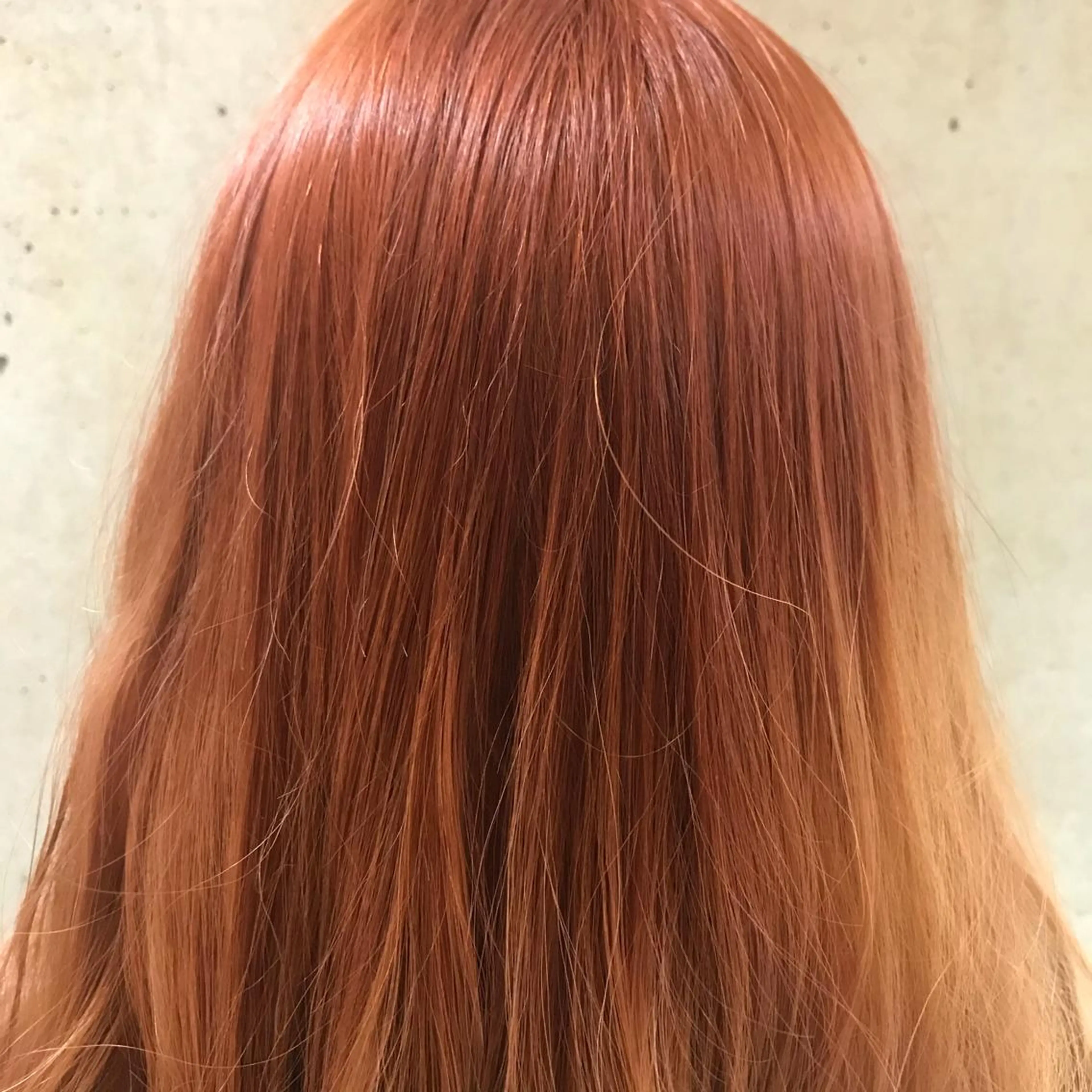 ロング カラー 一ノ瀬 蘭のヘアスタイル