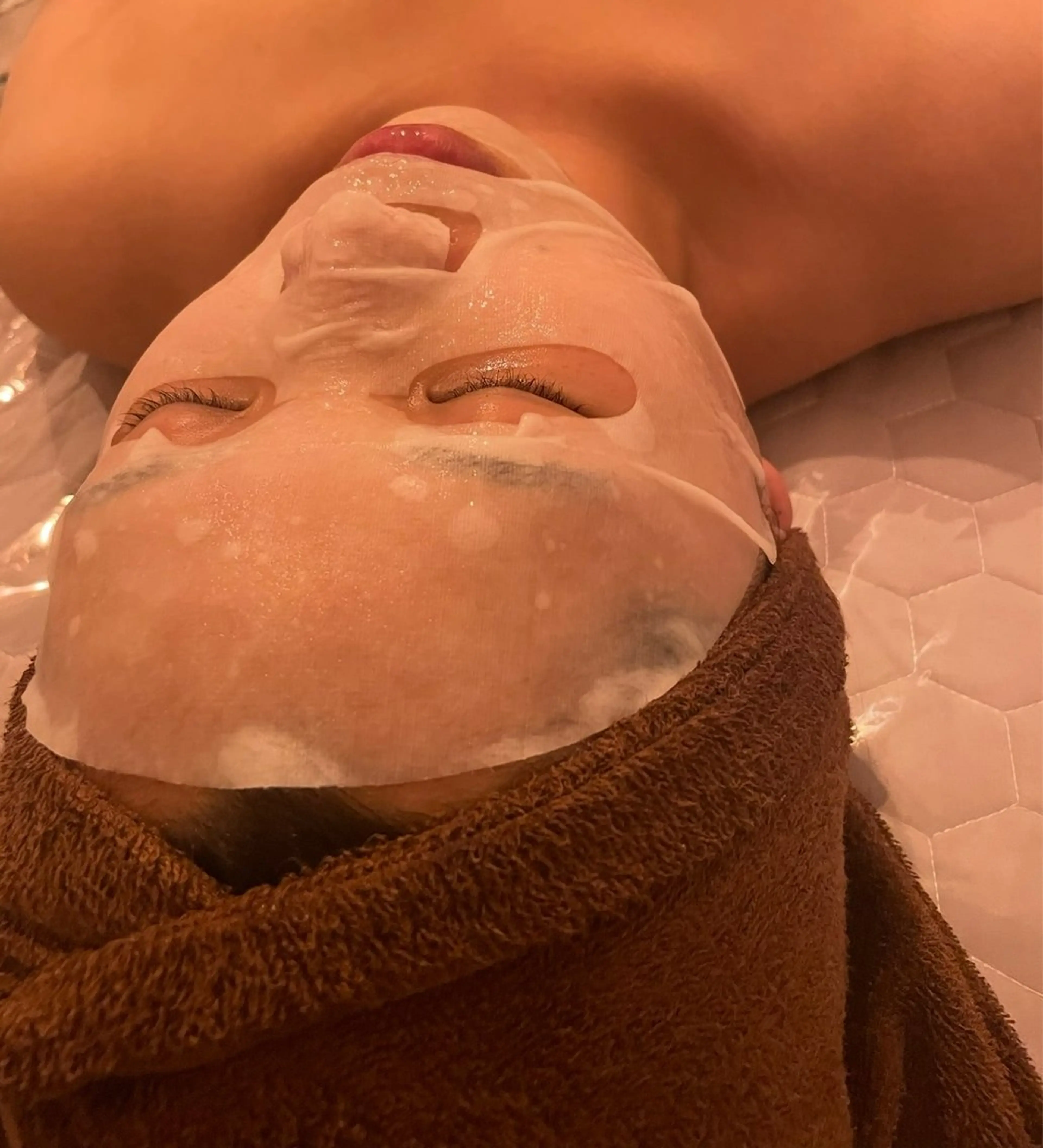 ツヤ肌フェイスエステ➕デコルテマッサージ付きの写真