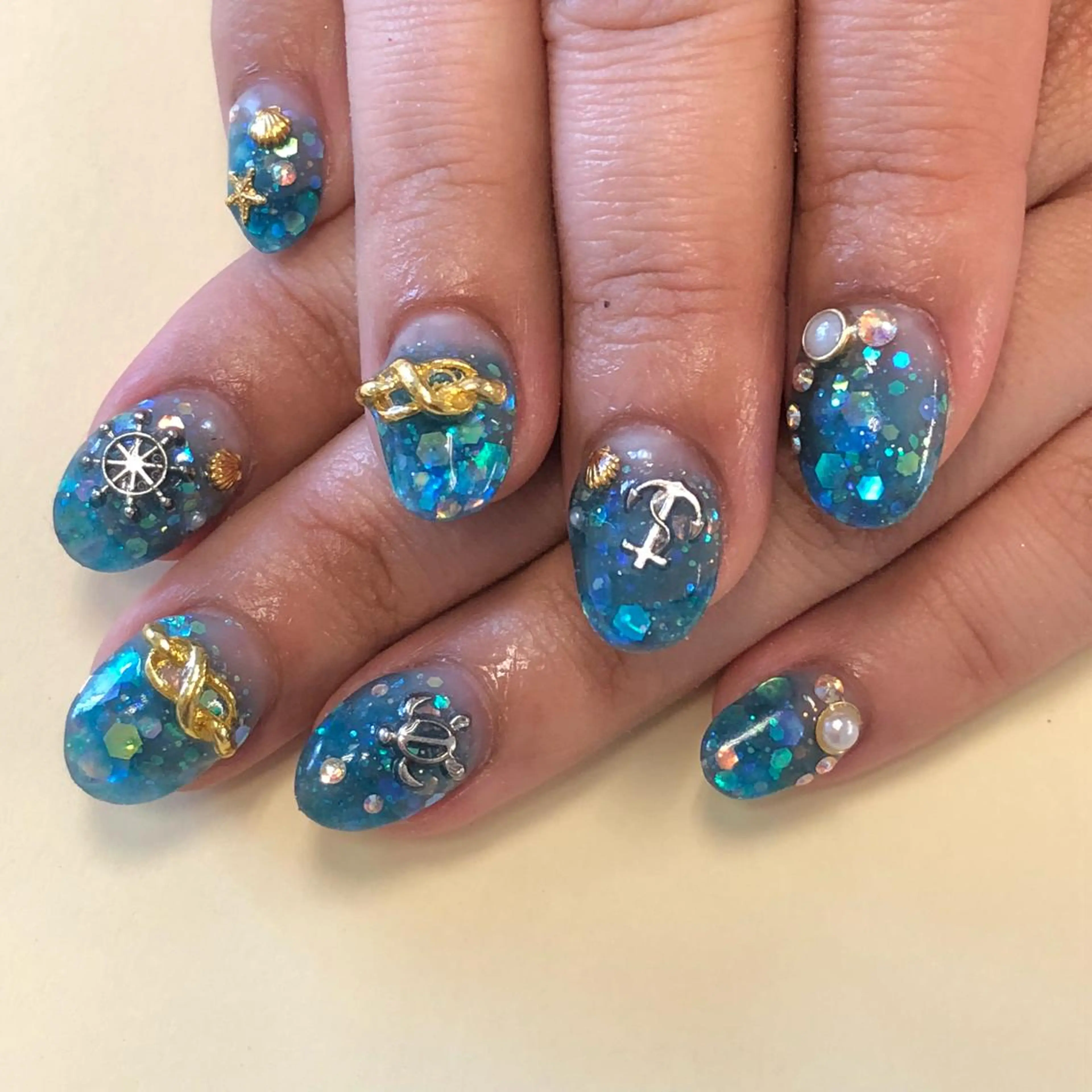 ネイル スカルプネイル ストーンネイル KIREIE NAILSのネイルデザイン