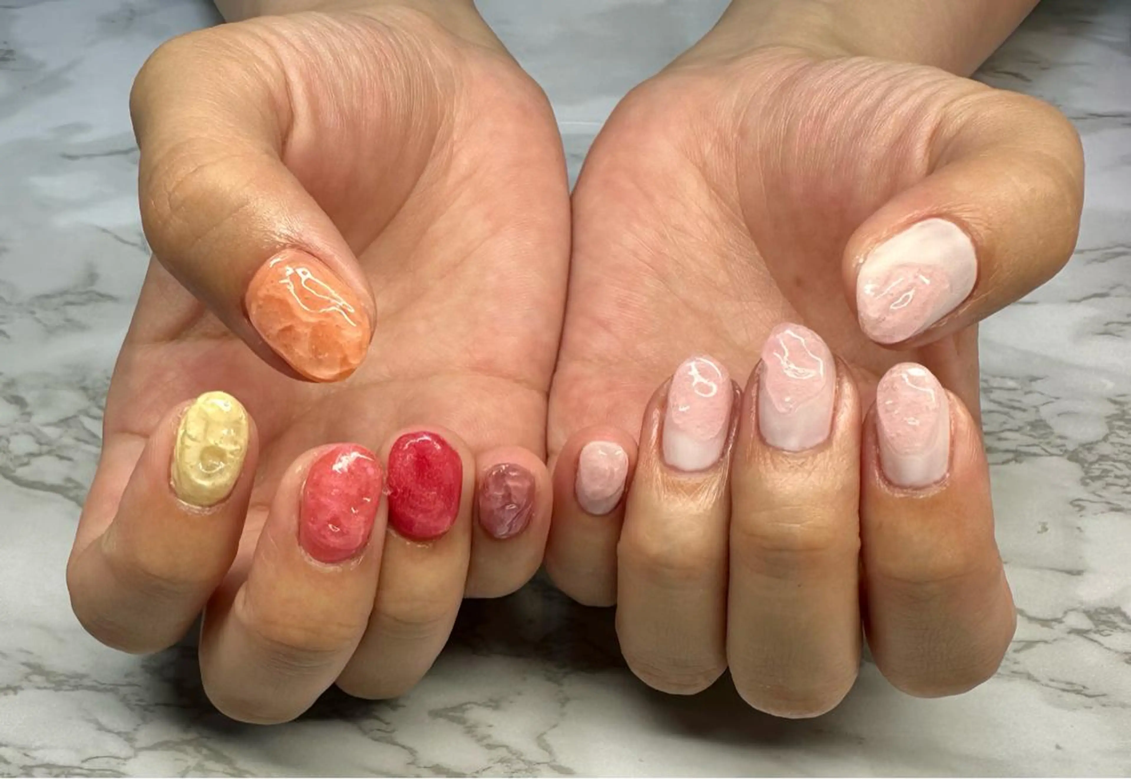 ネイル アートネイル ニュアンスネイル 夏ネイル M.N_ nailのネイルデザイン