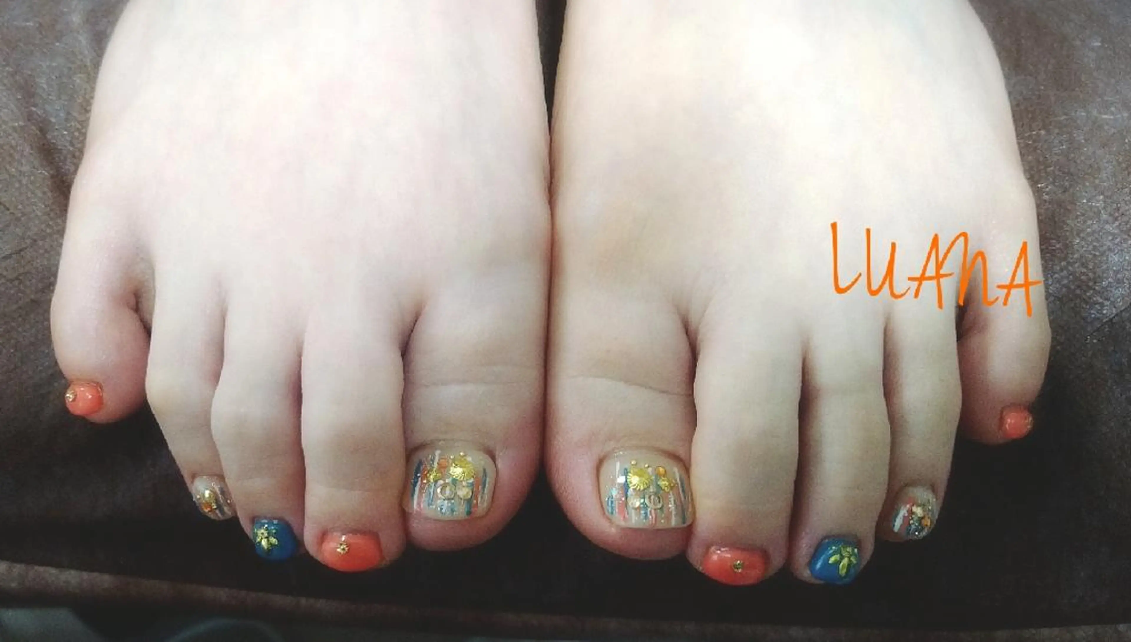 ネイル フットネイル LUANA  TAKAHASHIのネイルデザイン