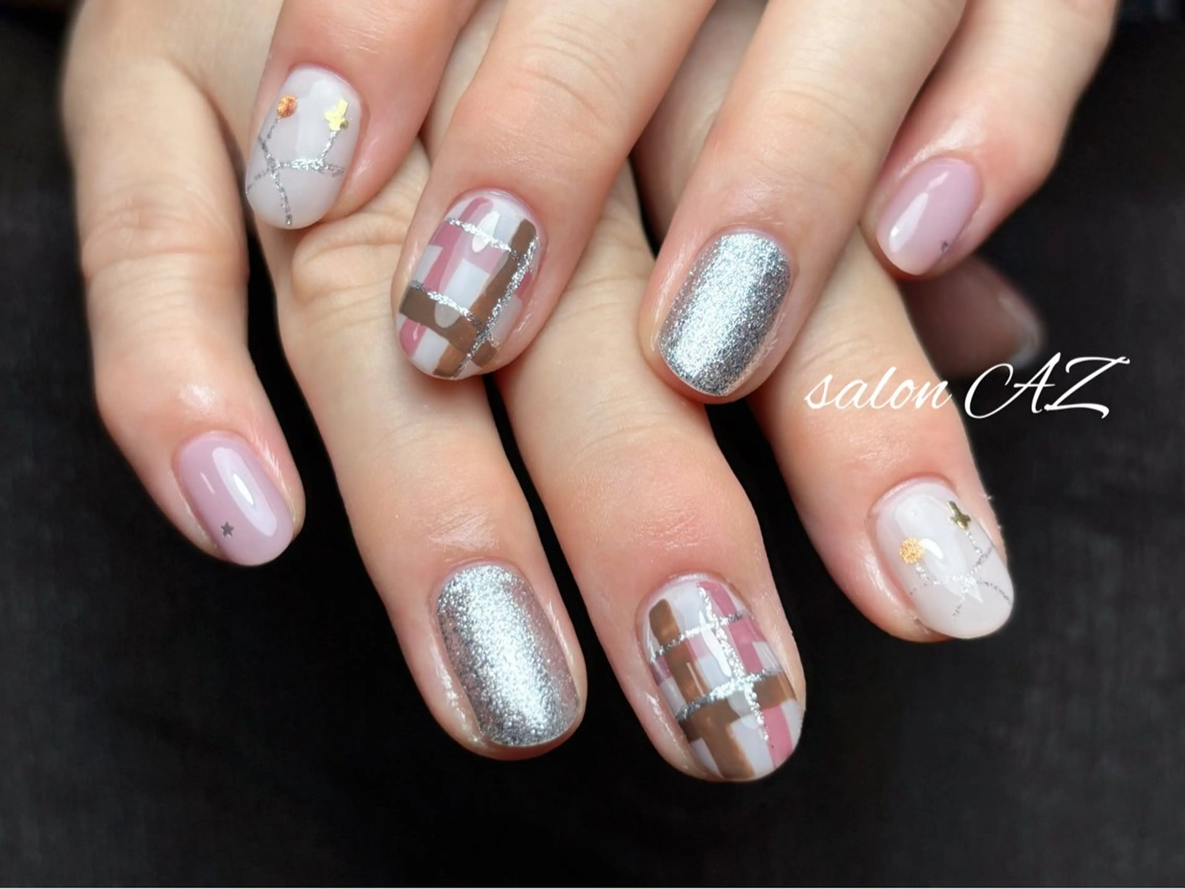 ネイル アートネイル 長さ出し フットネイル フレンチネイル ジェルネイル ハンドネイル salon AZのネイルデザイン