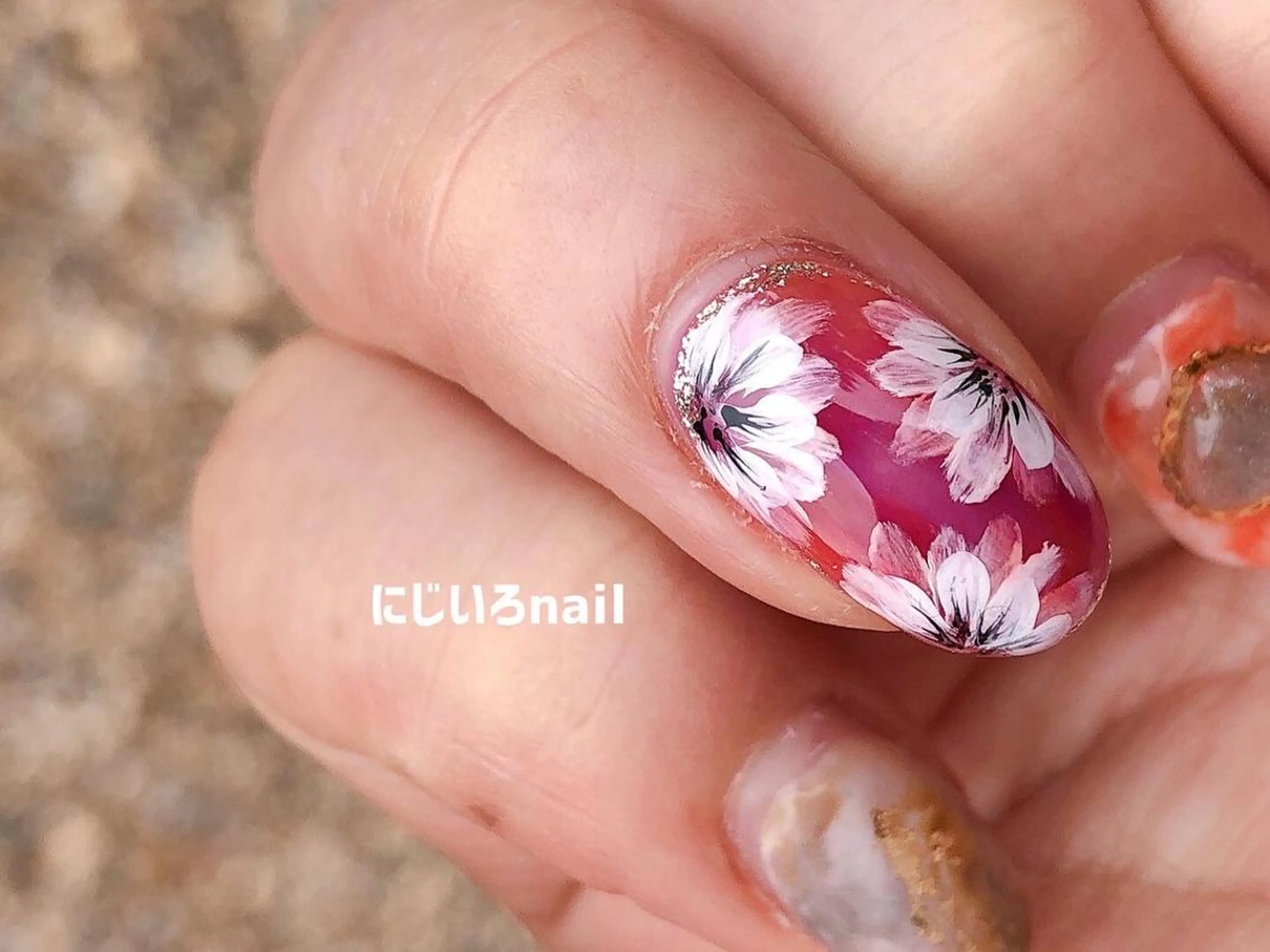 ネイル にじいろ nailのネイルデザイン