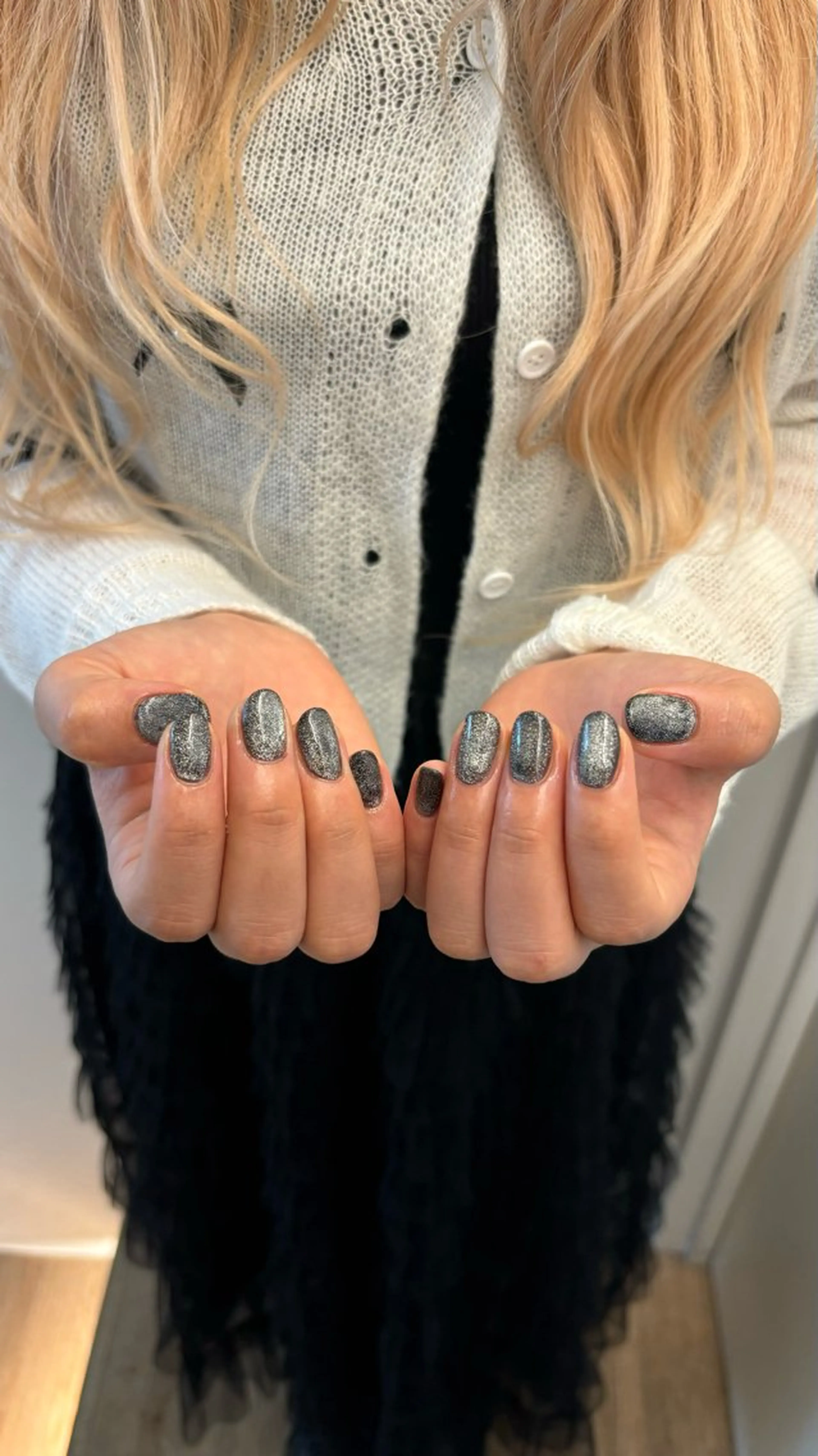 💅オフなしマグネットネイル💅パーツも可能です✨️の写真