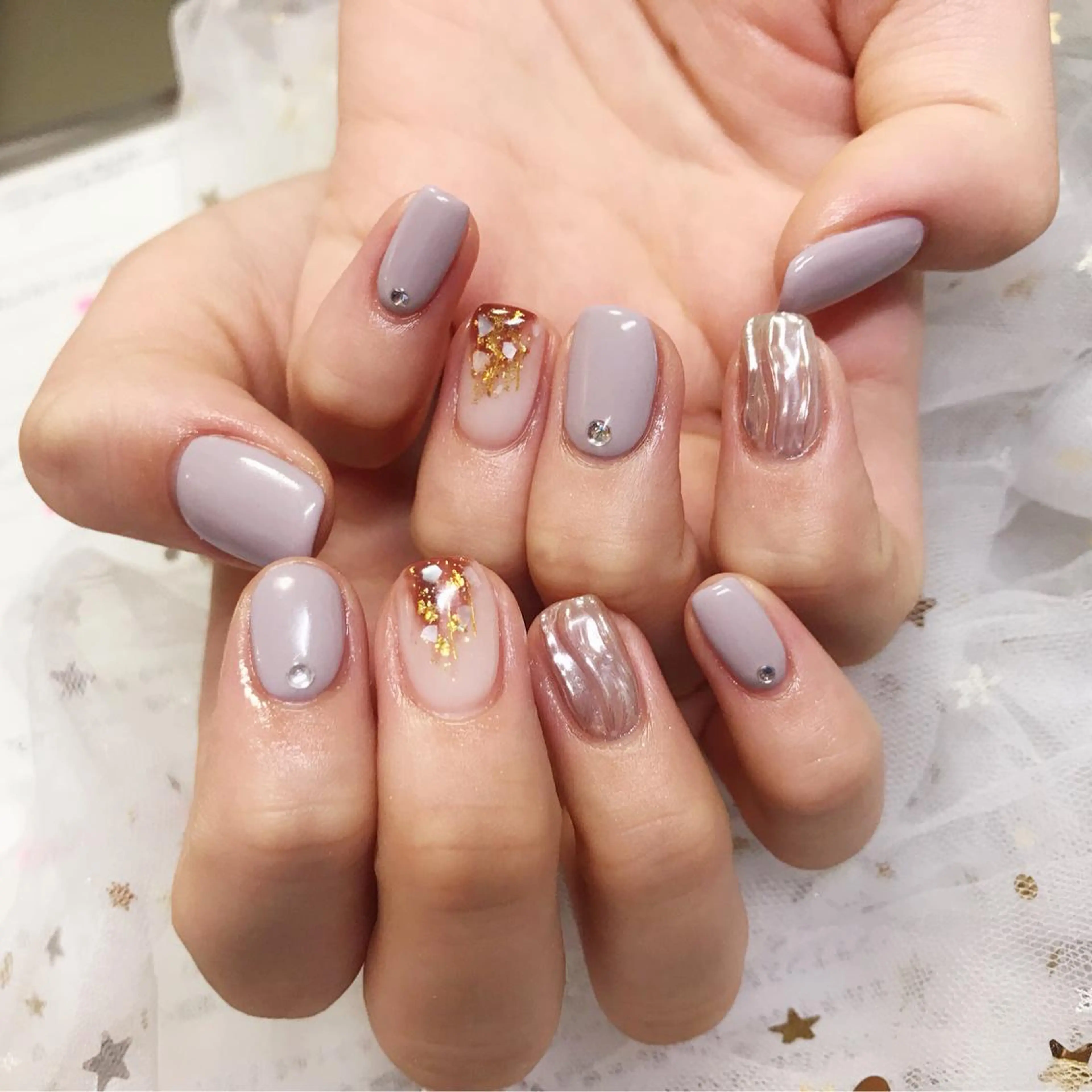 ミディアム カラー ネイル アートネイル ミラーネイル ワンカラーネイル Q Free nailsのネイルデザイン