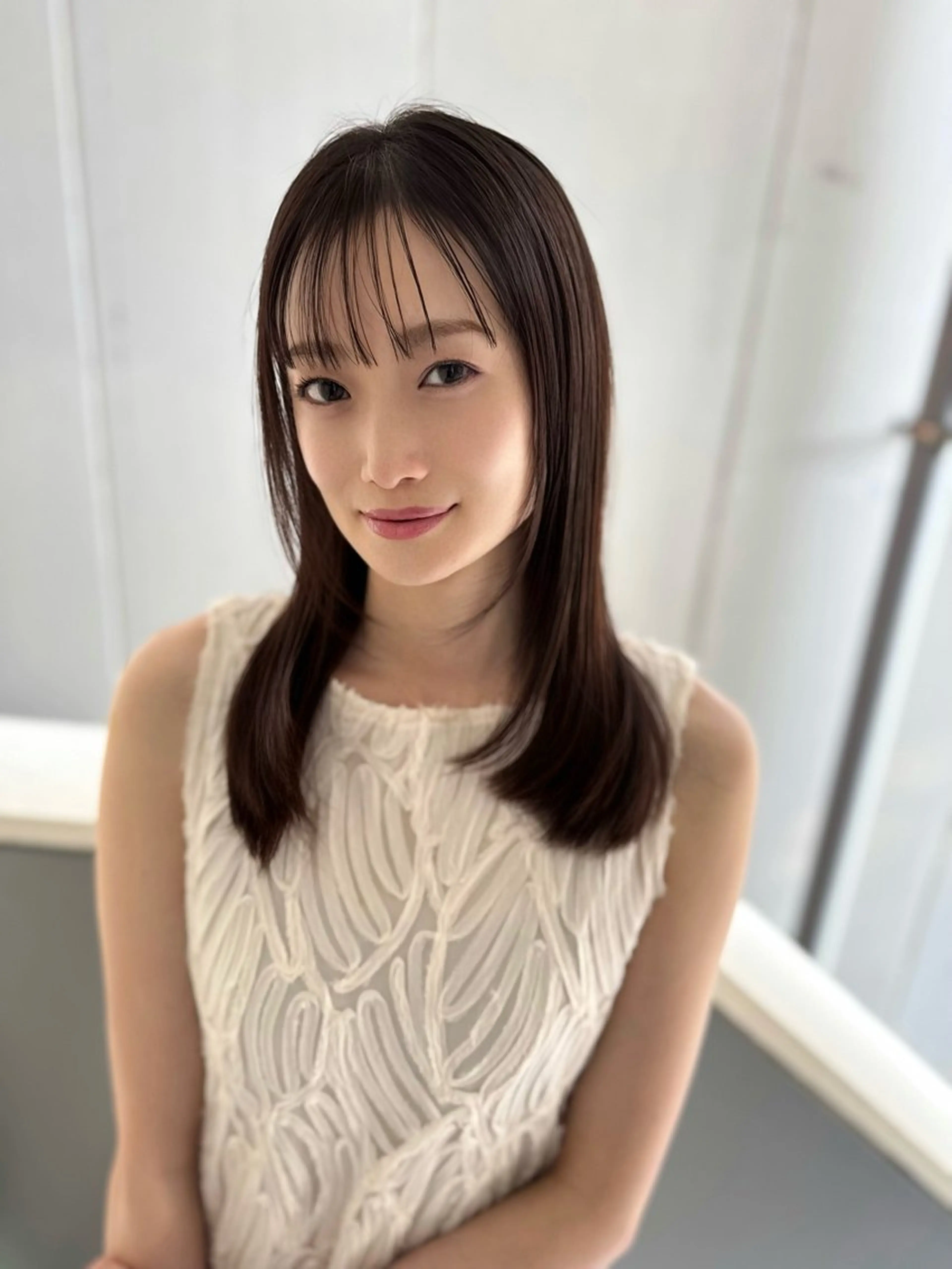 ミディアム カラー カット ヘアカラー 縮毛矯正➕髪質改善➕ レイヤーカット　田畑のヘアスタイル