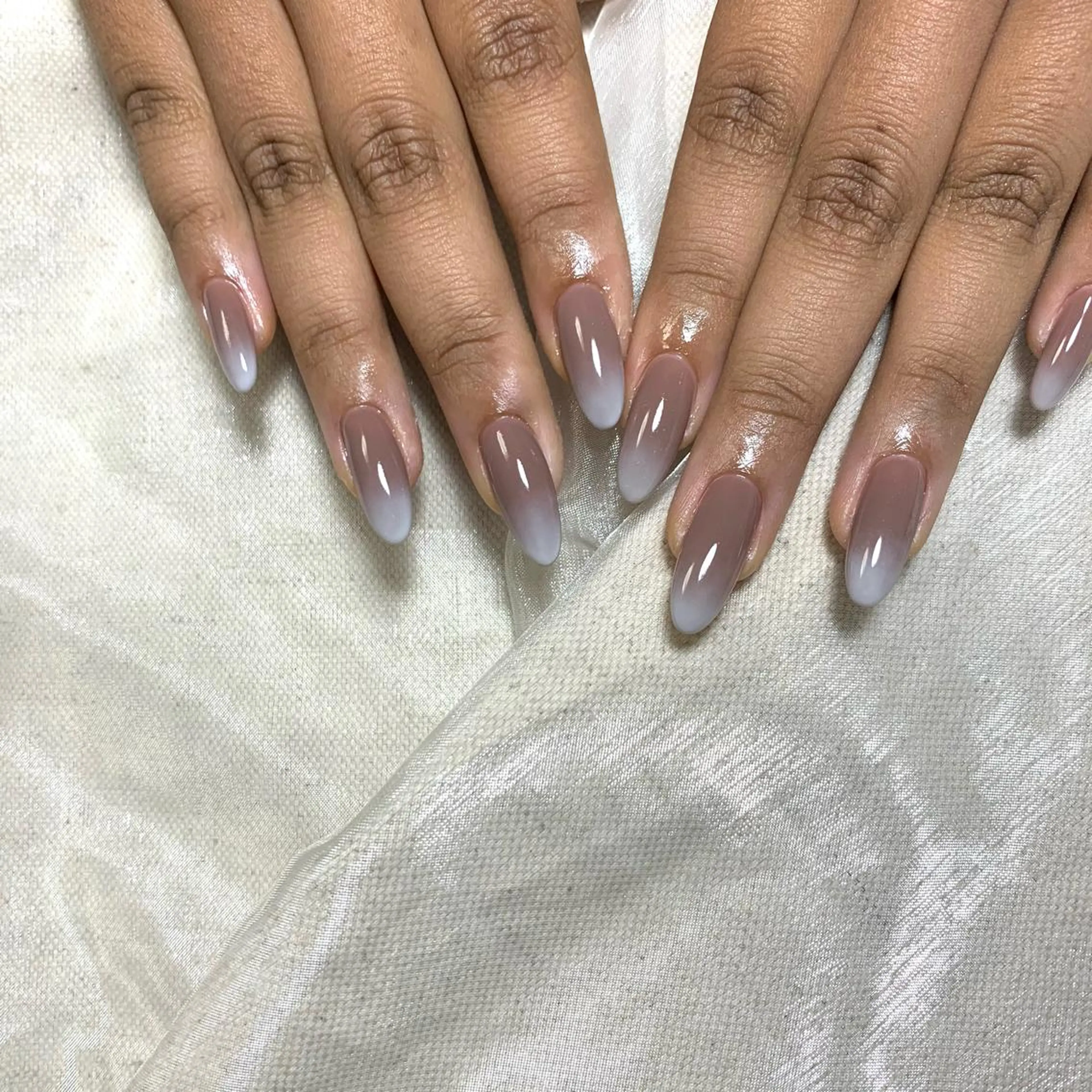 ネイル 長さ出し スカルプネイル repos~ルポ~所属・里見 麗のネイルデザイン