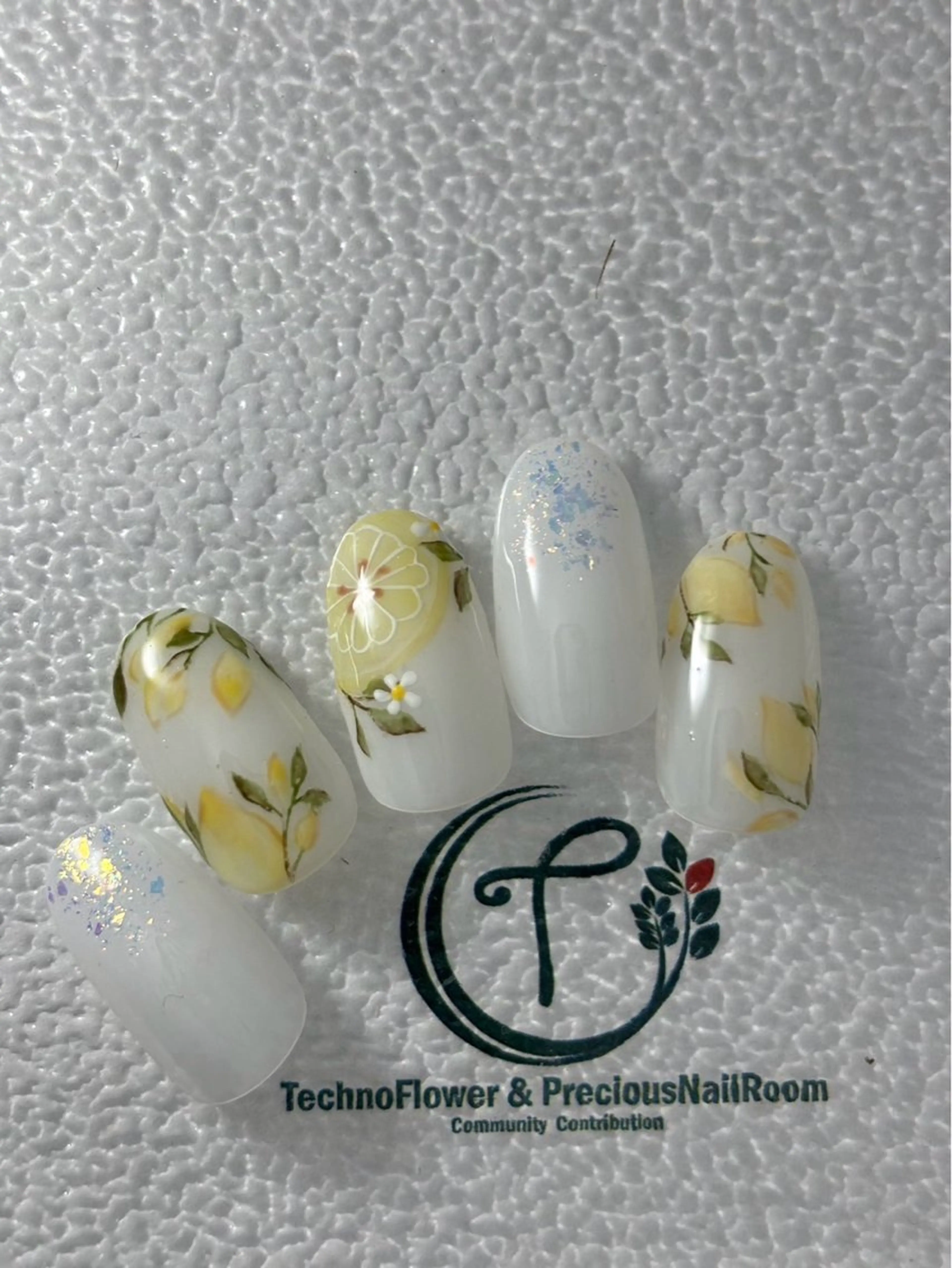 ネイル フラワーネイル precious nail room所属・precious nail  roomのネイルデザイン