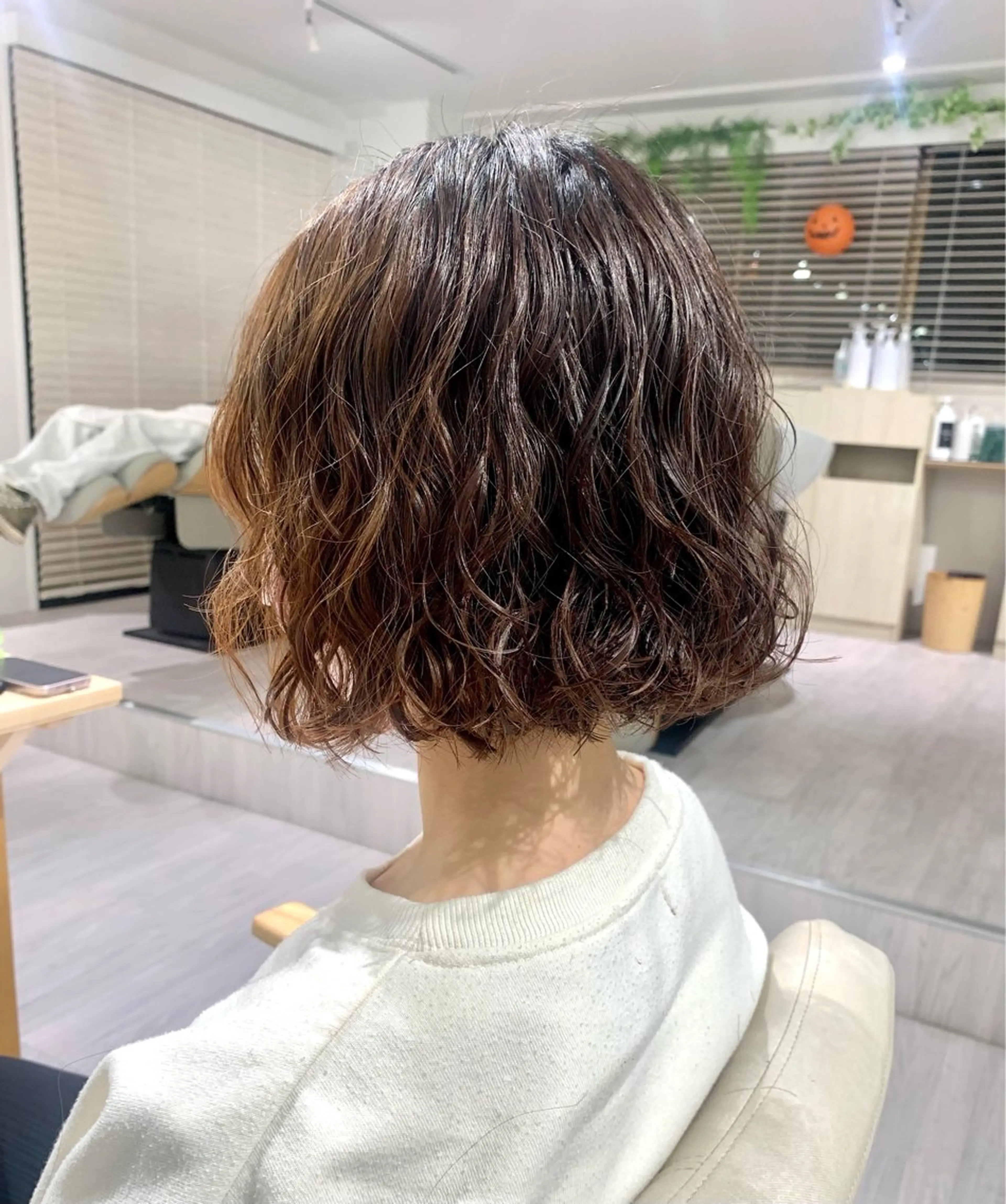 ショート ツヤカラー🤍 ARISAのヘアスタイル