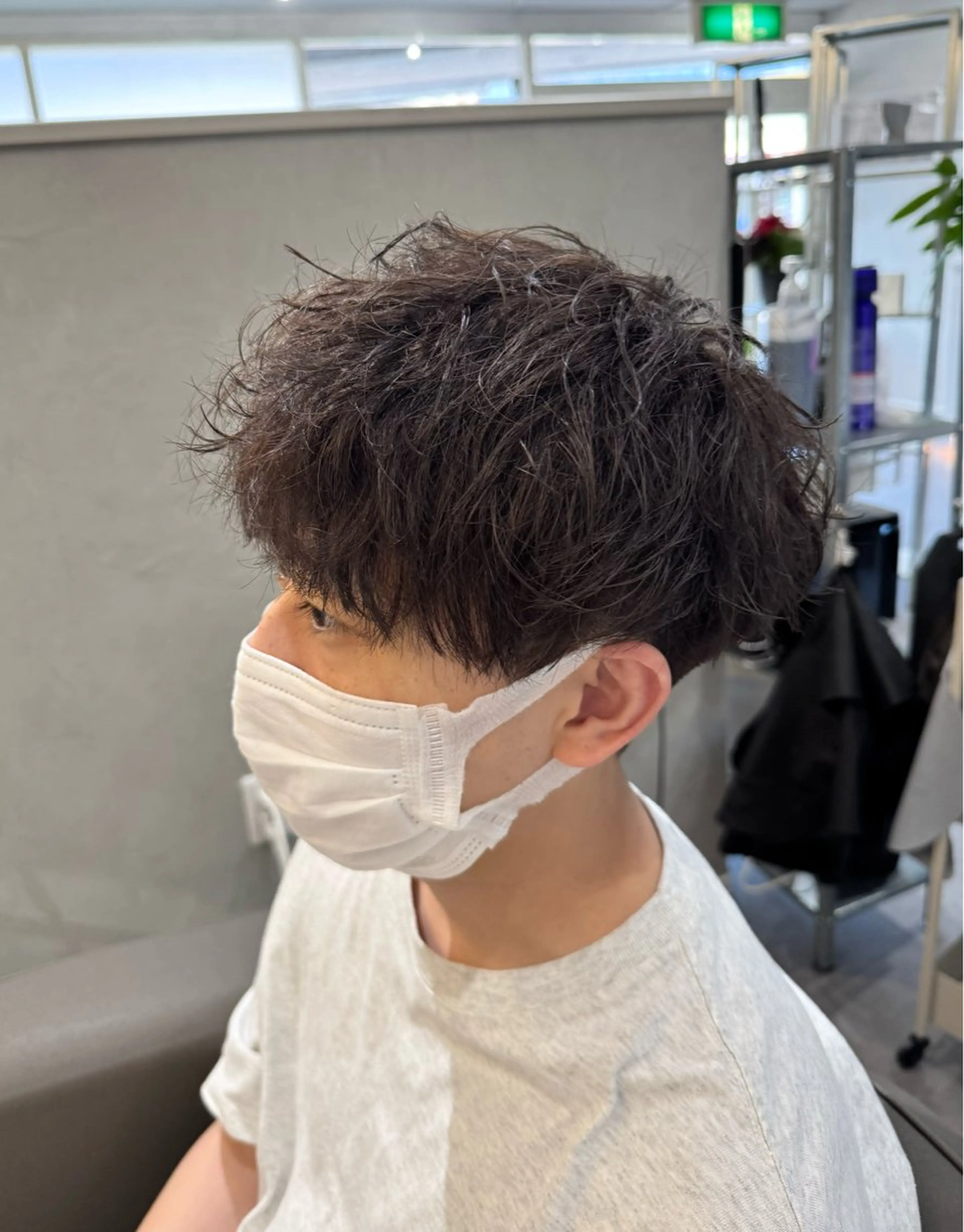 カラー メンズ センターパート フェードカット メンズハイライト メンズハイトーン マッシュ カット ヘアカラー Salon de Qualia(サロンドクオリア)所属・ハイトーン/外国人風 カラー/メンズパーマのヘアスタイル