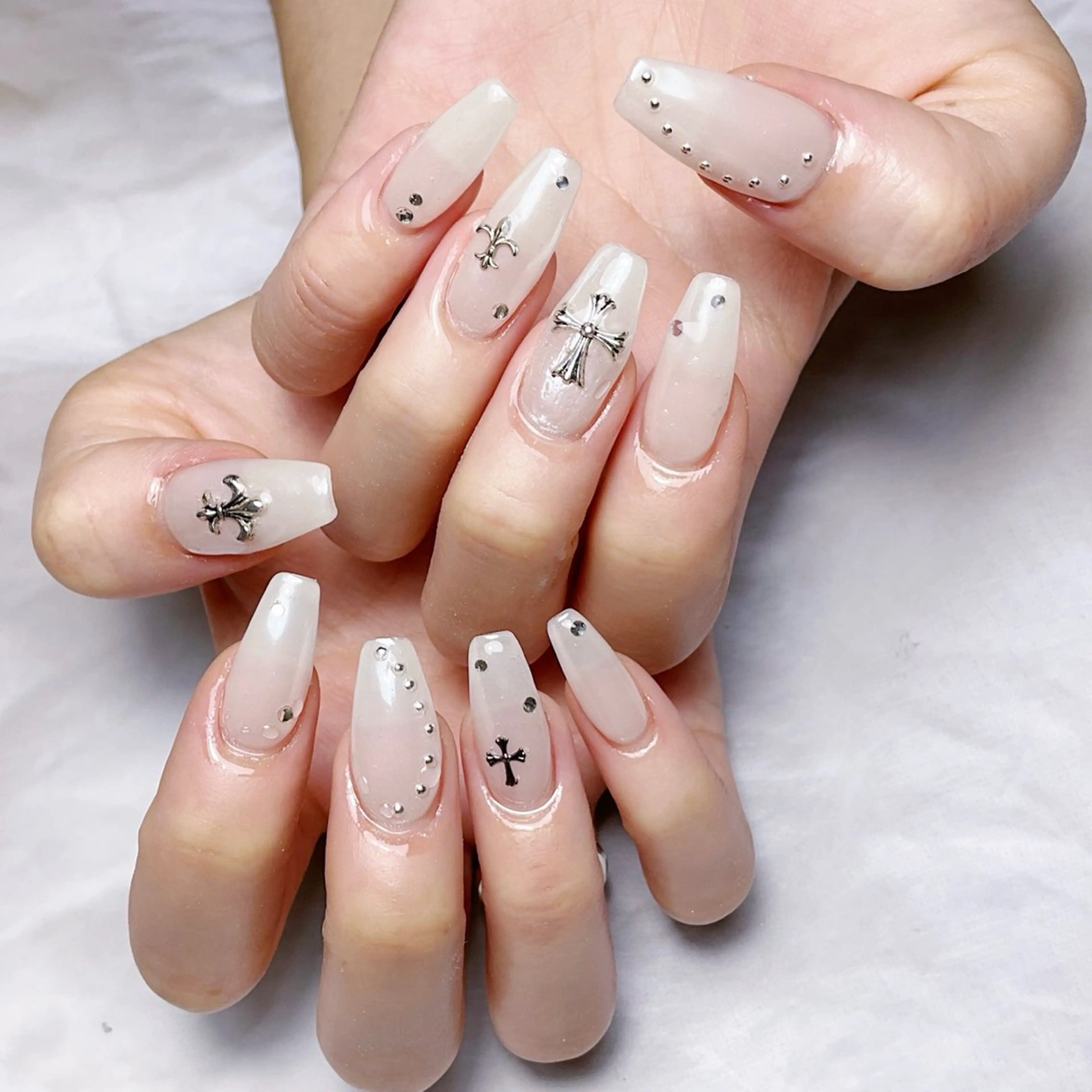 ネイル ハンドネイル 🌈Yun nail hyejin💋のネイルデザイン