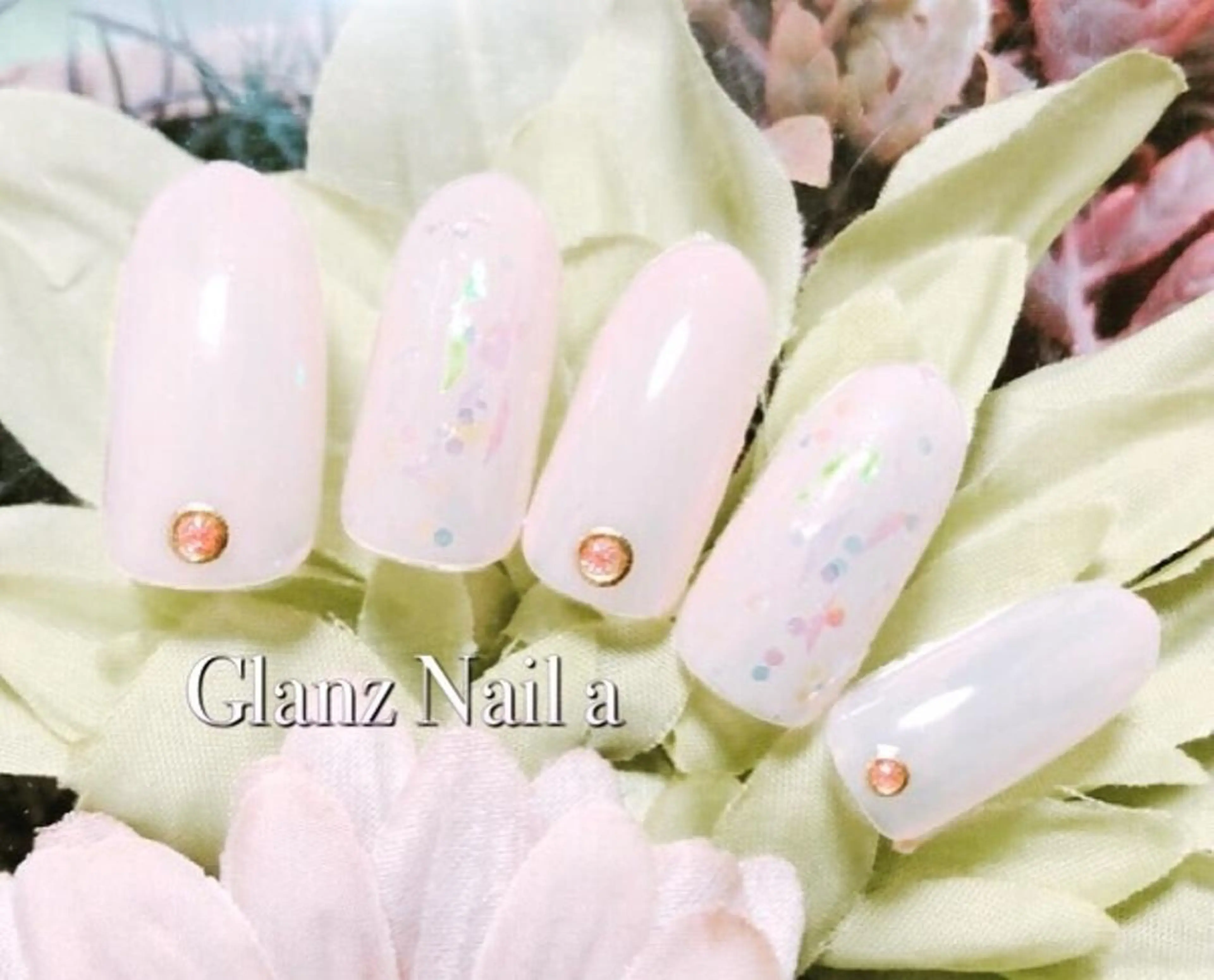 ネイル Glanz  Nail aのネイルデザイン
