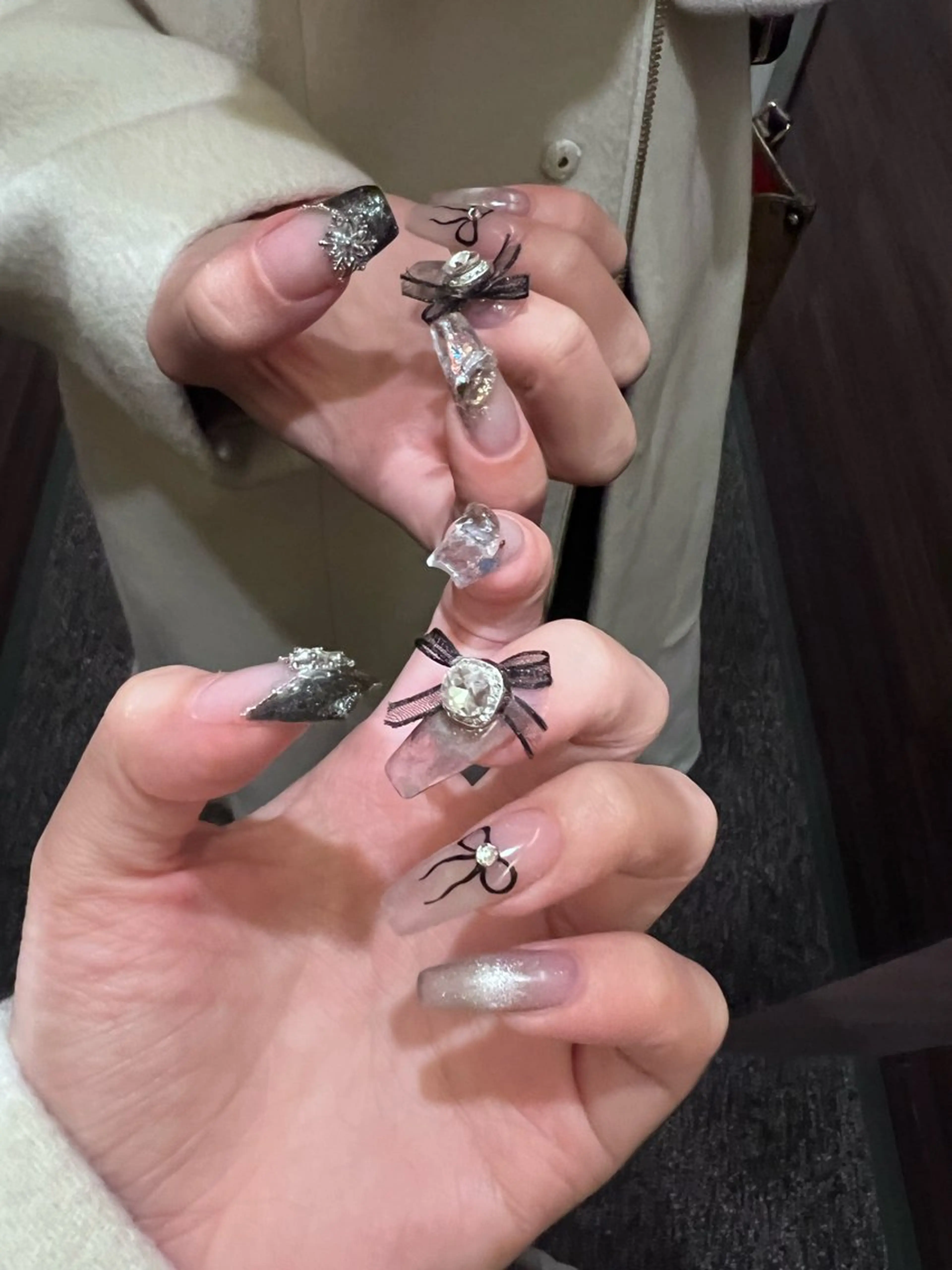 ネイル 持ち込み Luna nail— kanaeのネイルデザイン