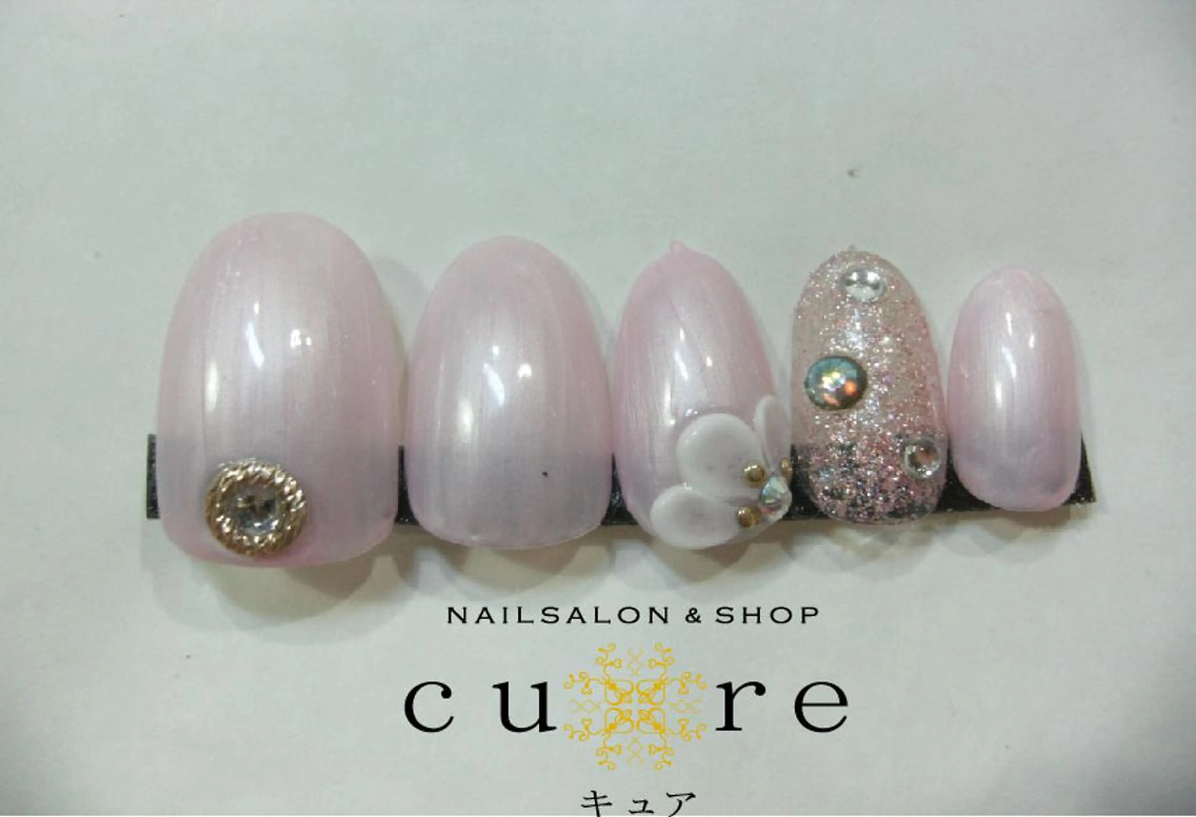 ネイル ジェルネイル ネイルサロン Cureのネイルデザイン