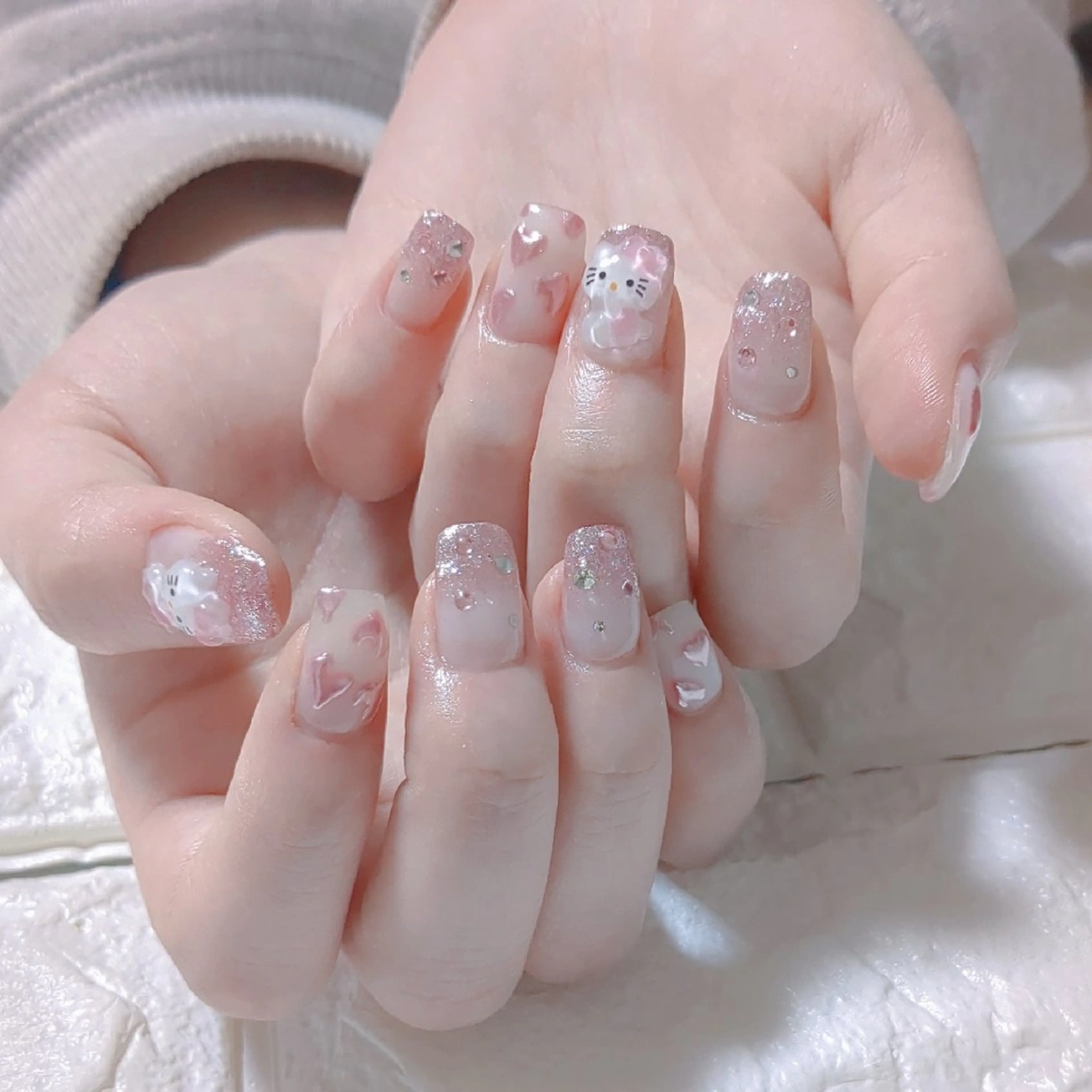 ネイル ハンドネイル E·U·B ネイル所属・横浜市中区曙町 E·U·Bネイルのネイルデザイン