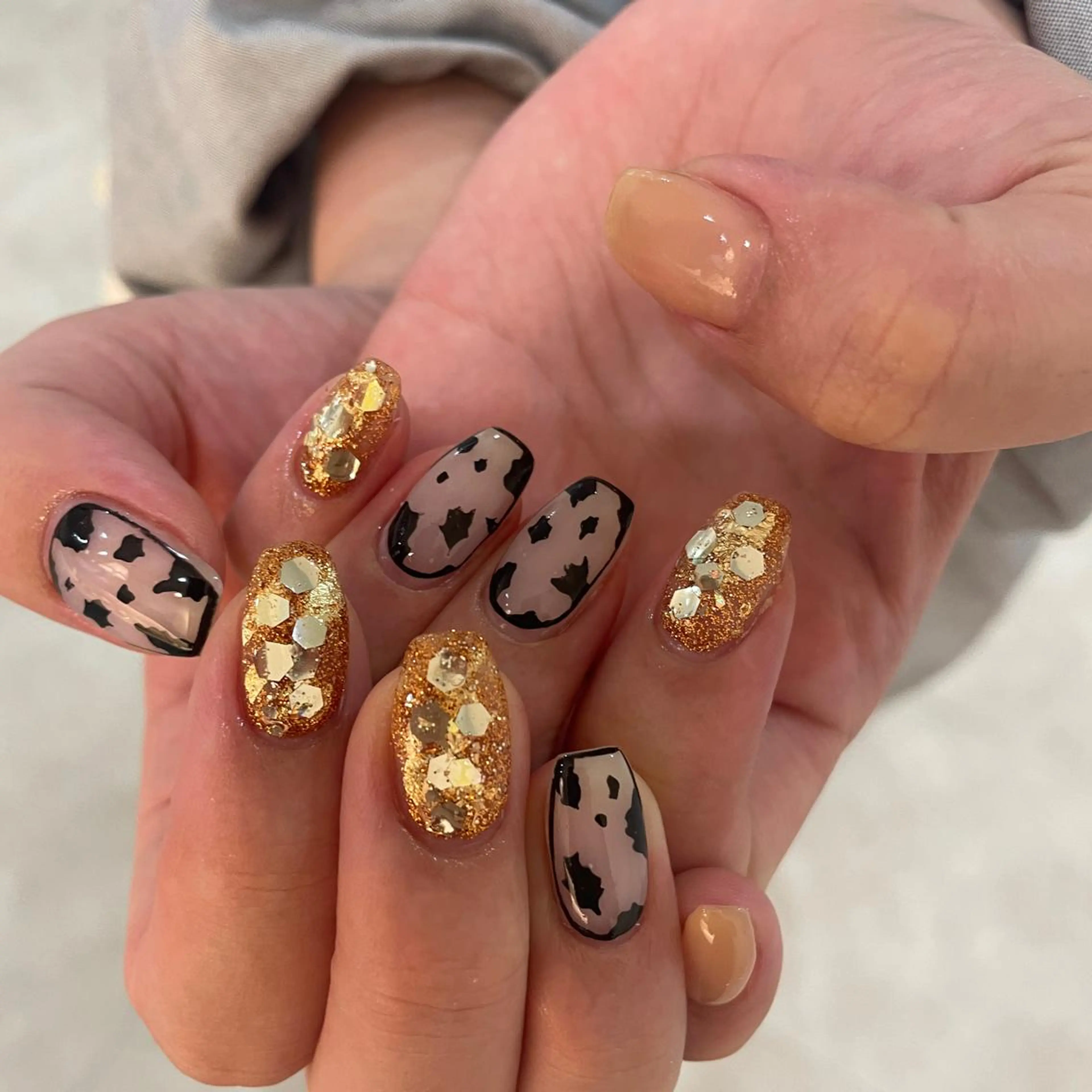 ネイル 栗田 ゆう子のネイルデザイン