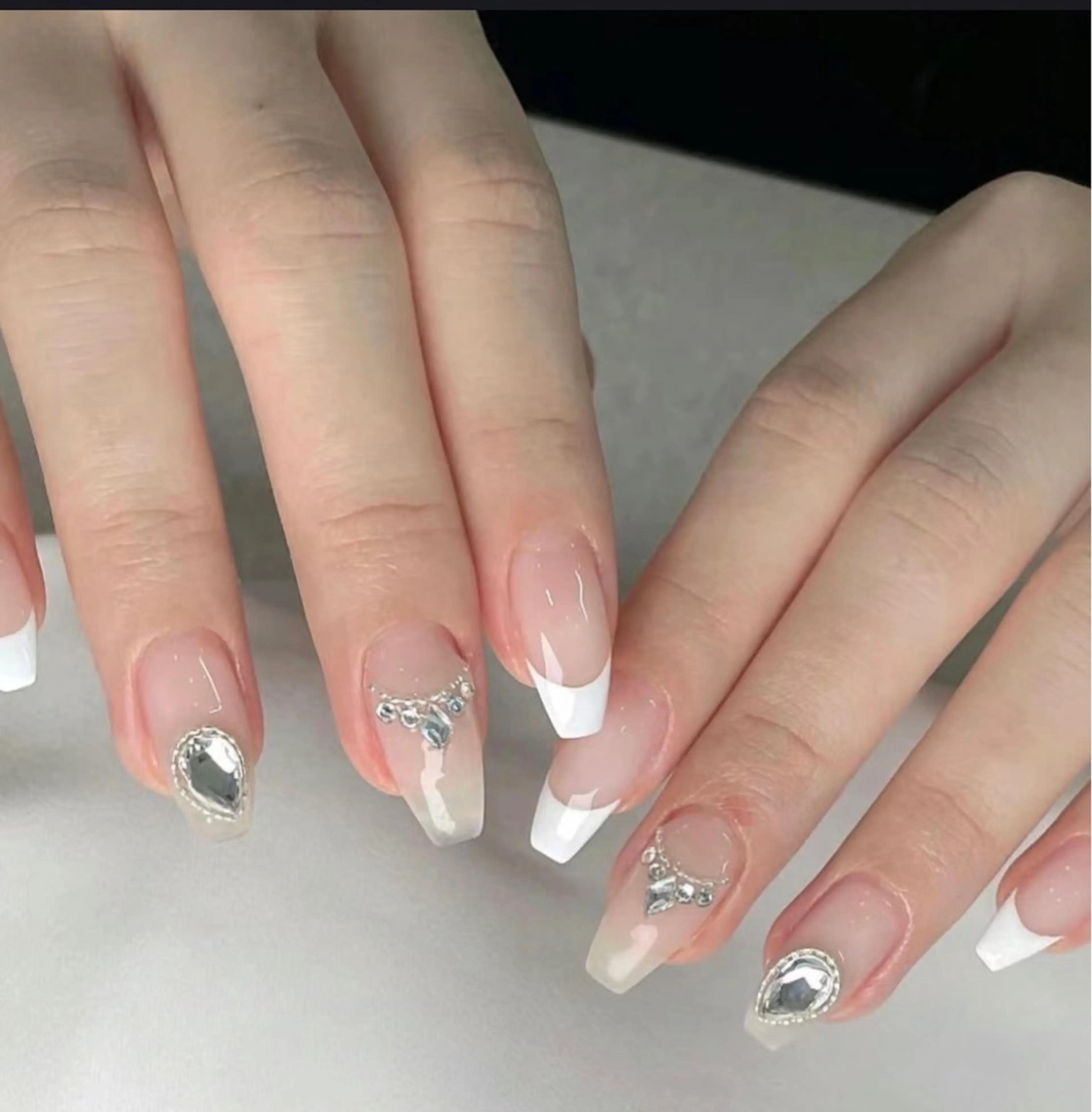 ネイル ハンドネイル ハンドケア 🍑 momo_nailのネイルデザイン