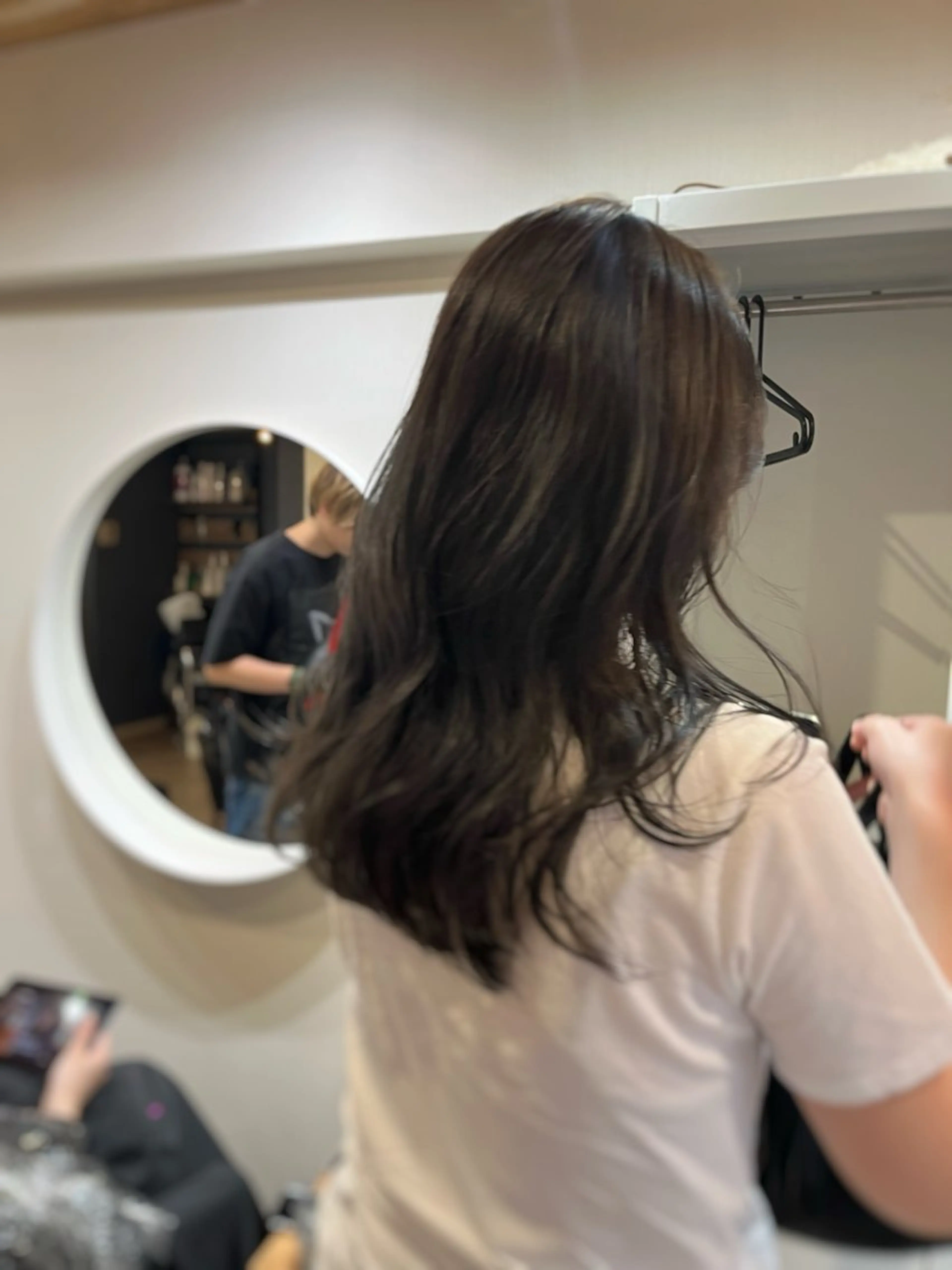 ロング カラー 下石怜子/レイヤー/ 透明感カラーのヘアスタイル