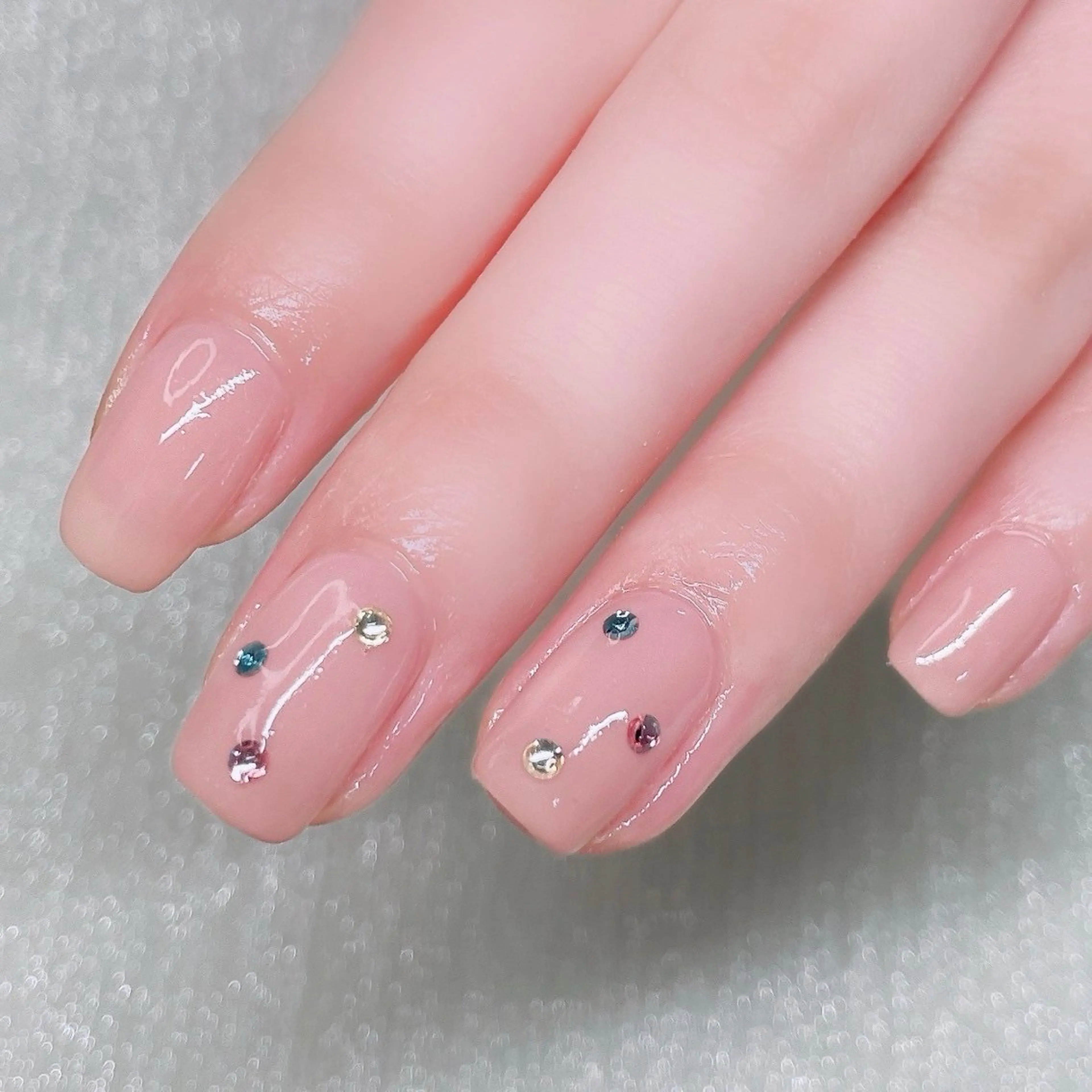 ネイル 長さ出し ストーンネイル ハンドネイル Nailist SUZU所属・Nailist suzuのネイルデザイン