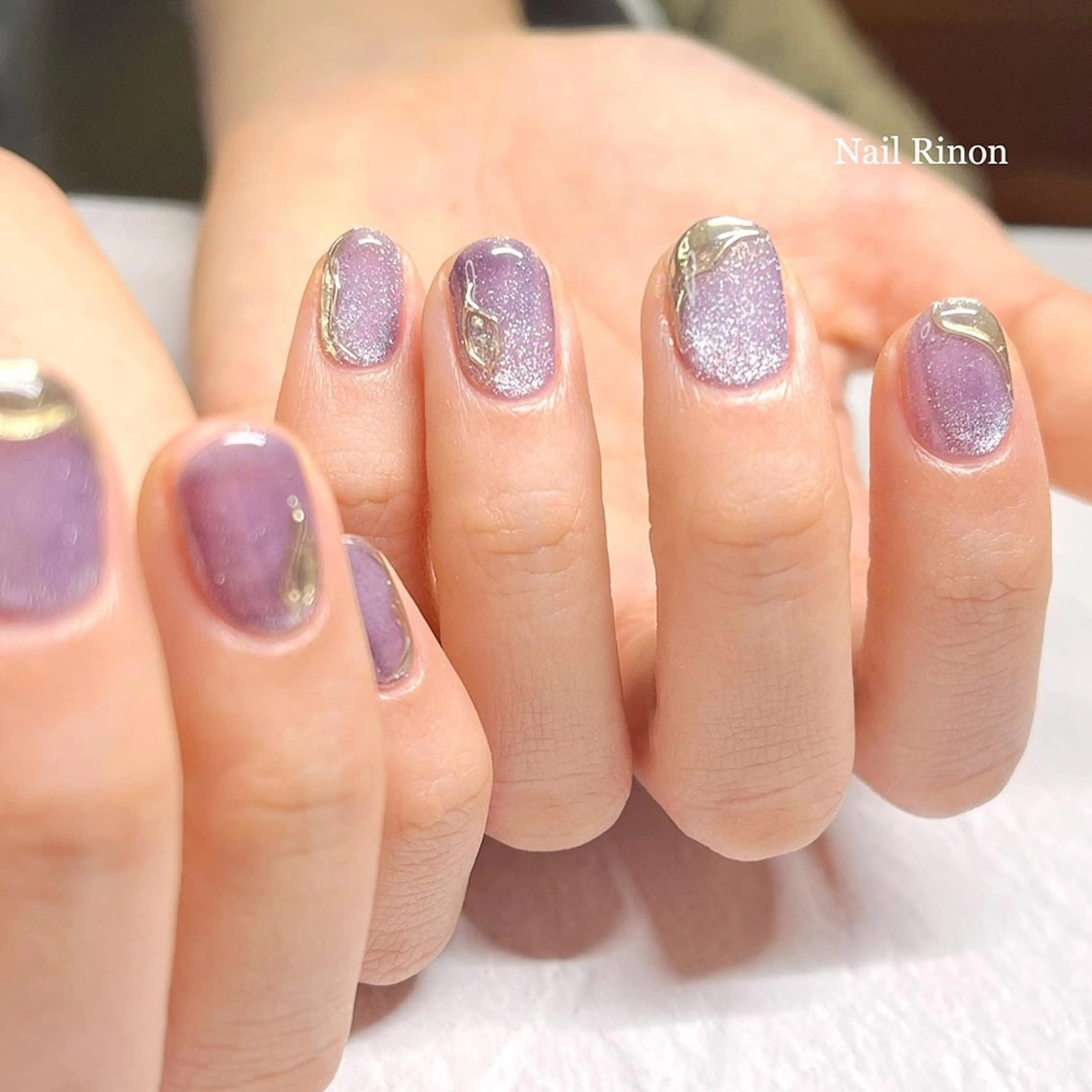 ネイル ゴールド マグネットネイル ハンドネイル Nail Rinonのネイルデザイン