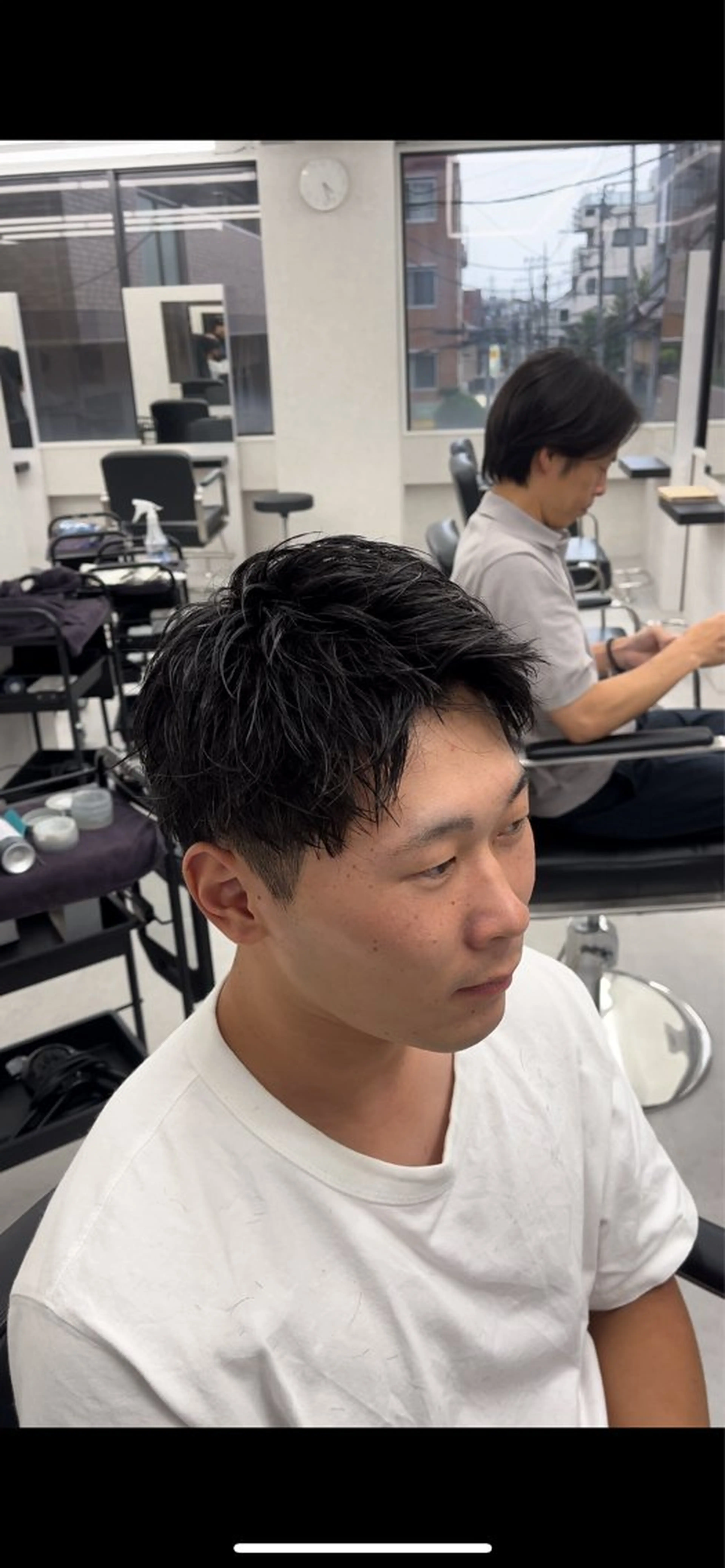 ショート カラー パーマ メンズ アップバング ショートヘア 齊藤 大地のヘアスタイル