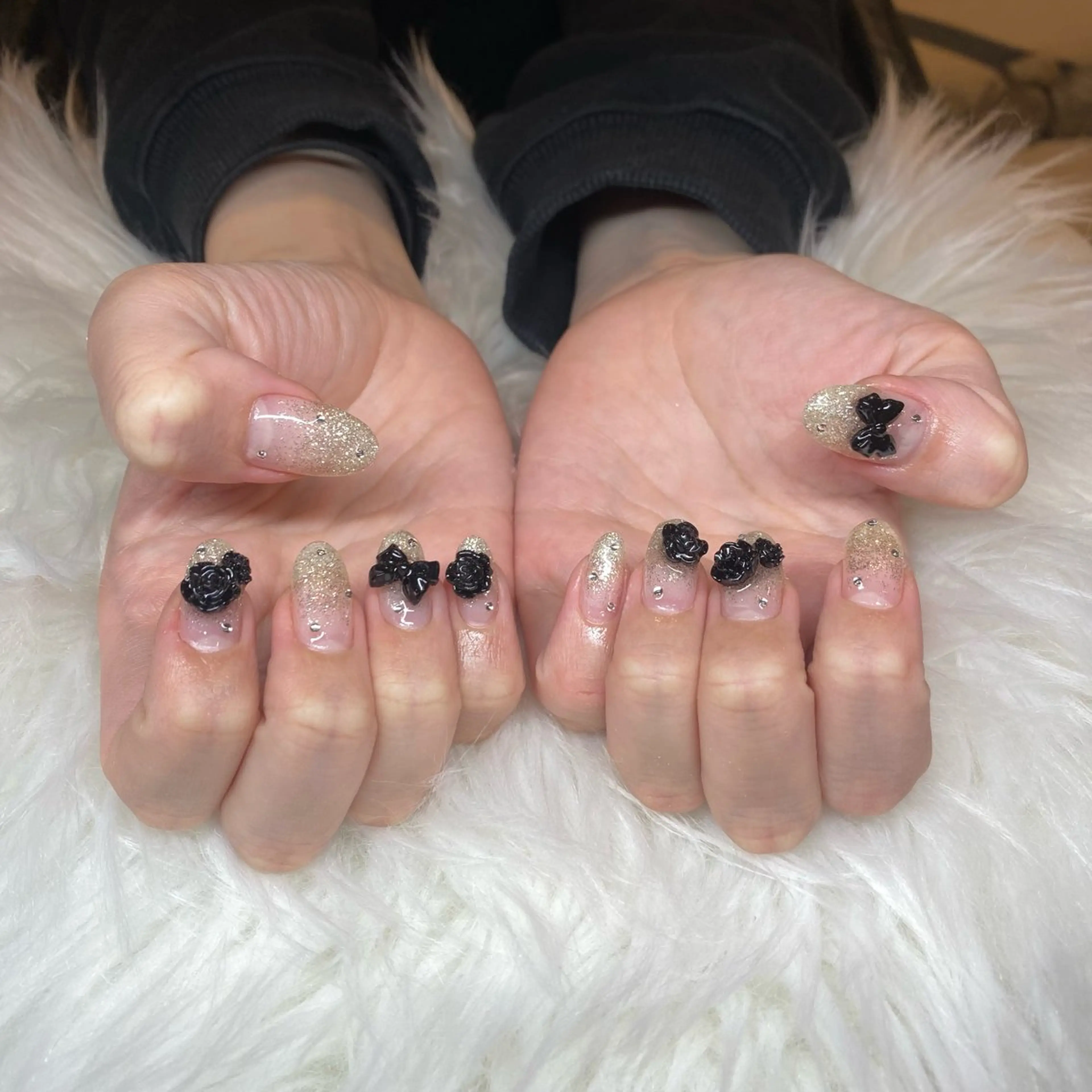 ネイル ハンドネイル HANA 中初美のネイルデザイン