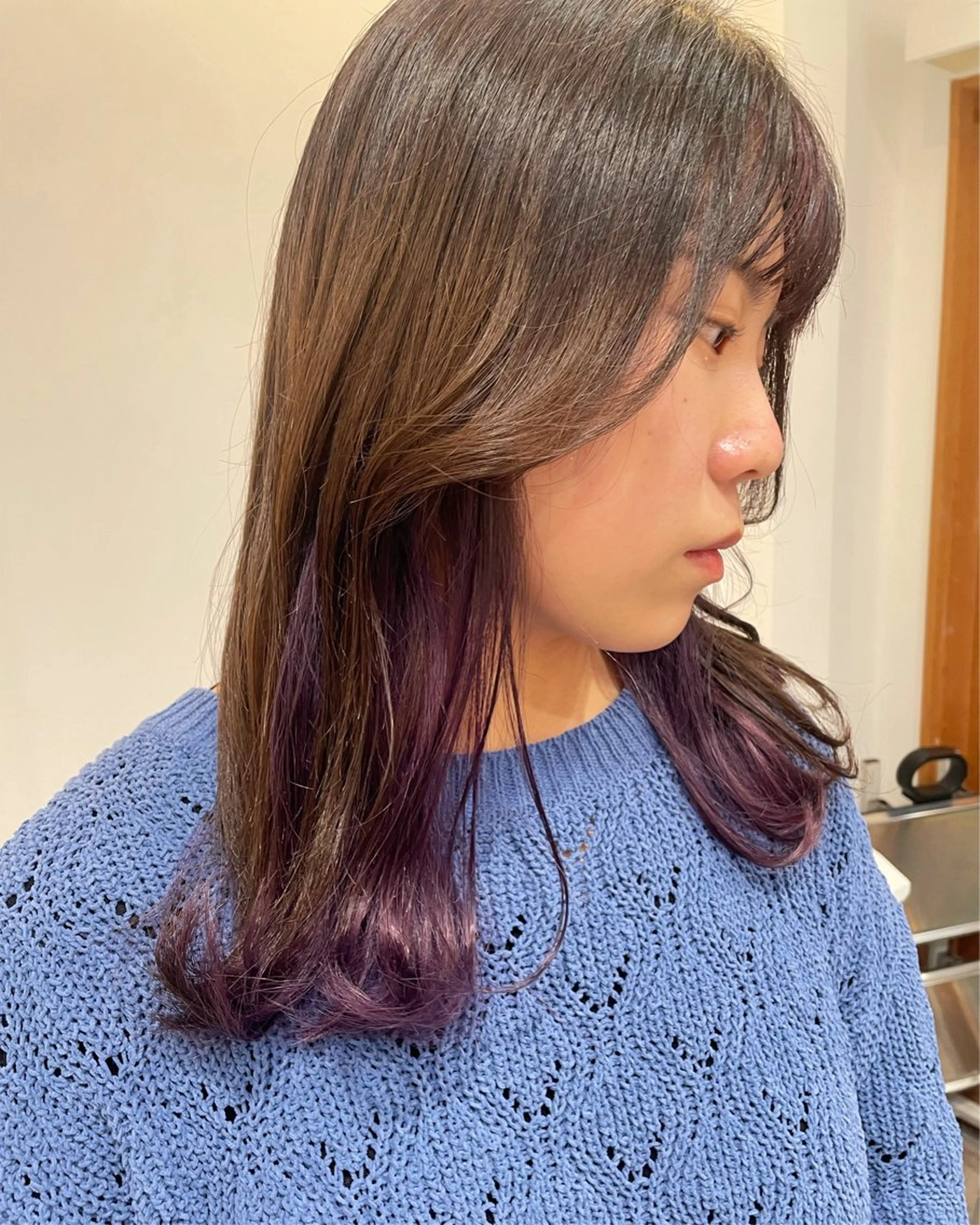 ミディアム カラー イヤリングカラー グレージュ ラベンダーカラー ラベンダーグレージュ ラベンダーグレー ヘアカラー トリートメント 髪質改善ストレート✨ パーマヘア✨YUKIのヘアスタイル