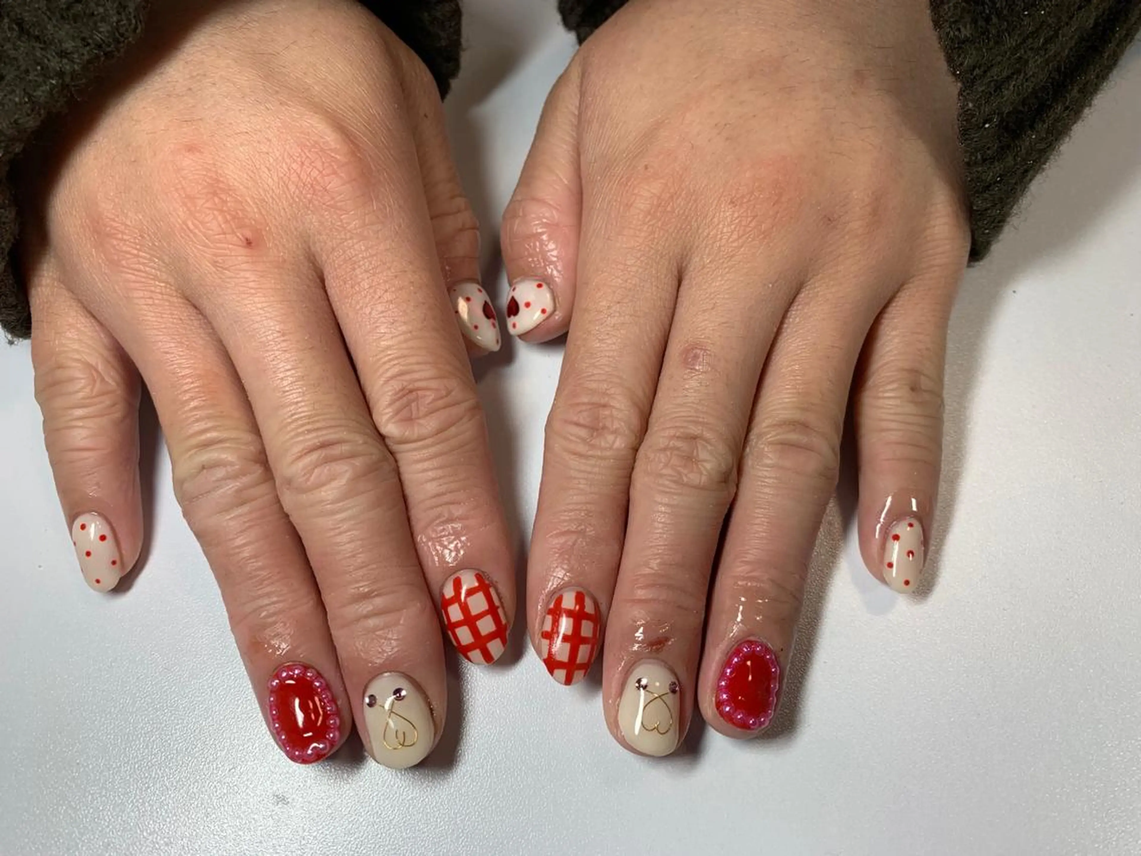 ネイル バレンタイン 松山 美由紀のネイルデザイン