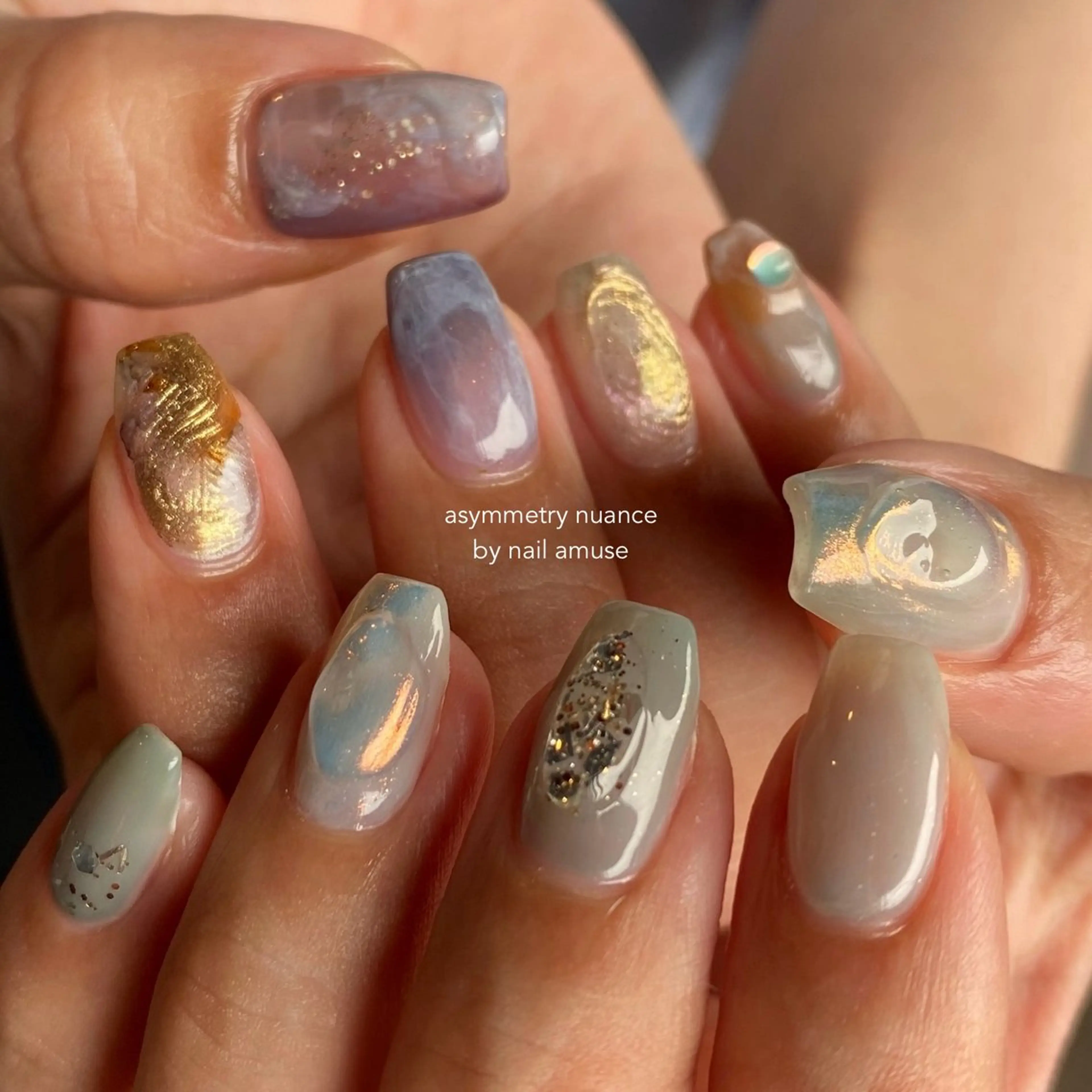 ネイル ニュアンスネイル amuse 手書きニュアンスのネイルデザイン