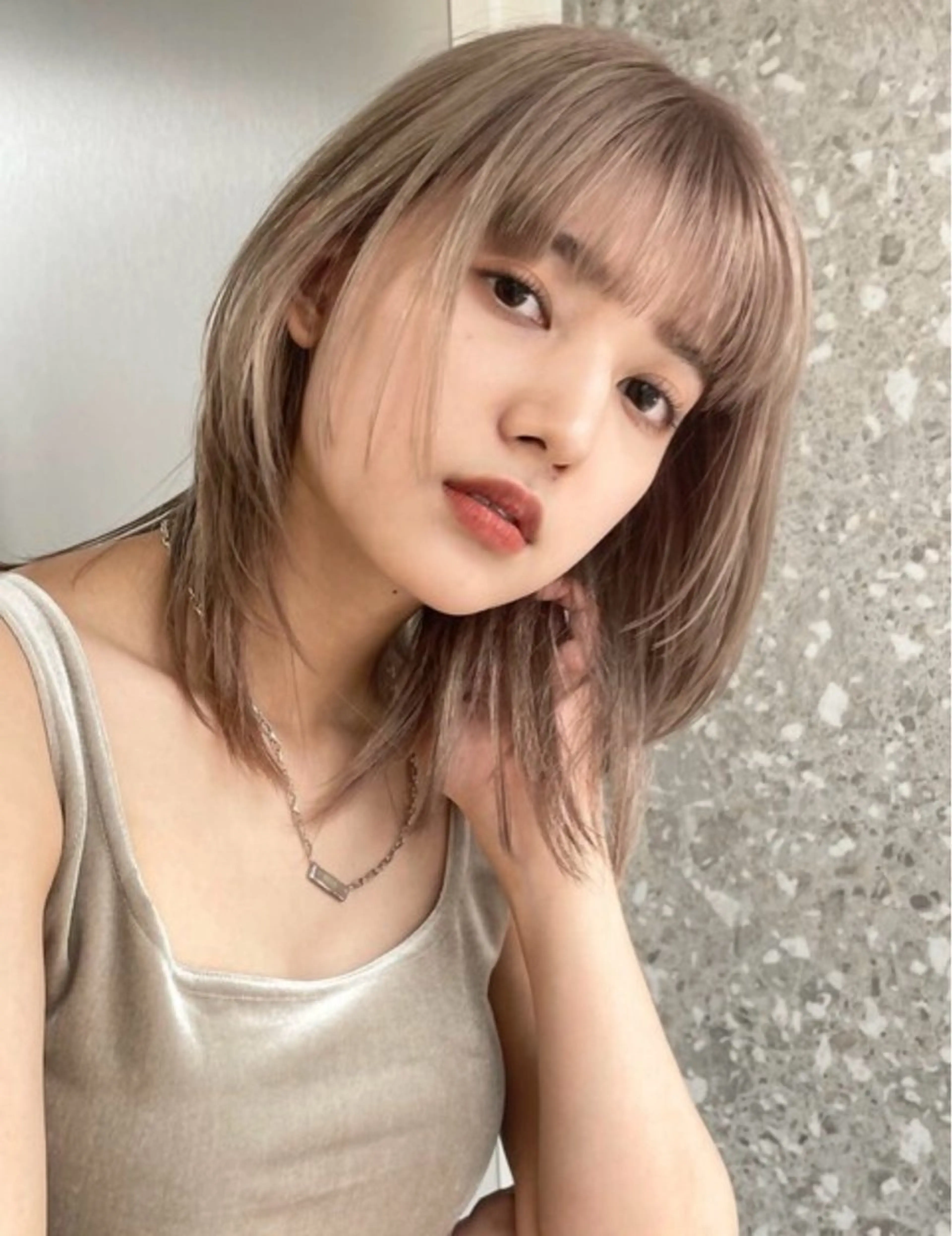 セミロング レディース／メンズ パーマ特化／内山遥斗のヘアスタイル