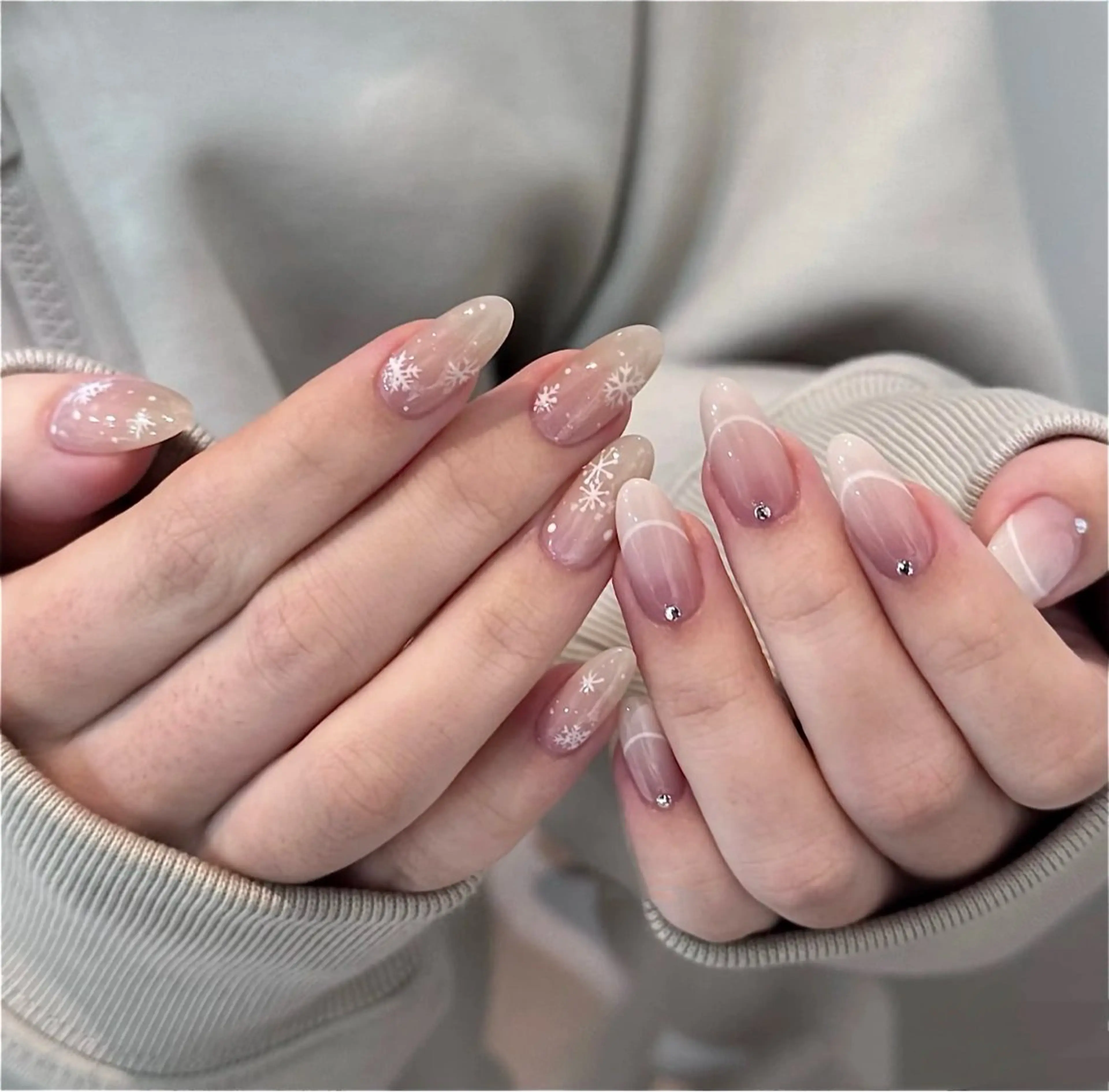 ネイル フラワーネイル フレンチネイル ジェルネイル ガラスフレンチ ハート ハンドネイル BabyYouMi nailのネイルデザイン