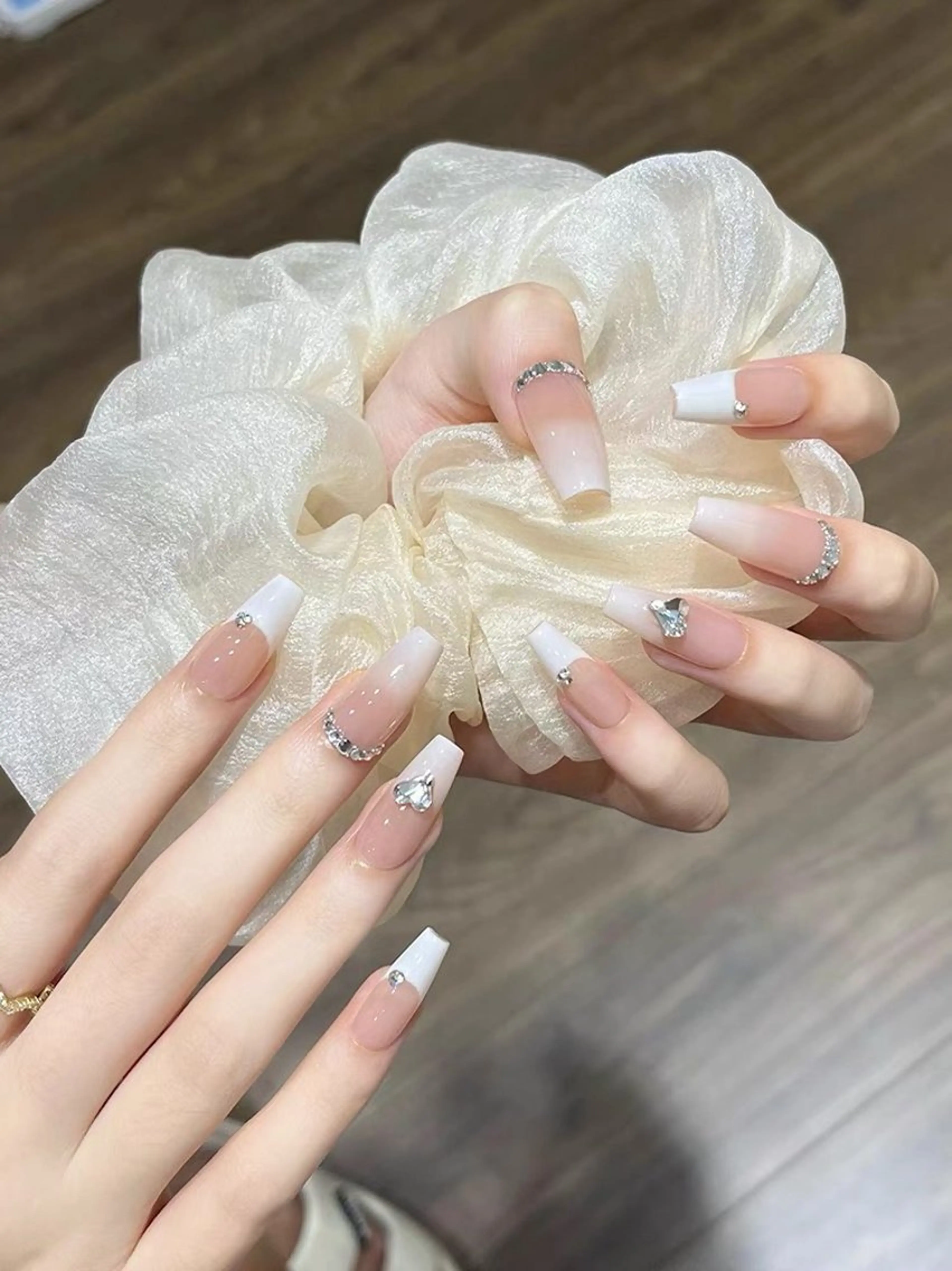 ネイル 菲菲ネイルサロン所属・FF フィフィネイルサロンのネイルデザイン