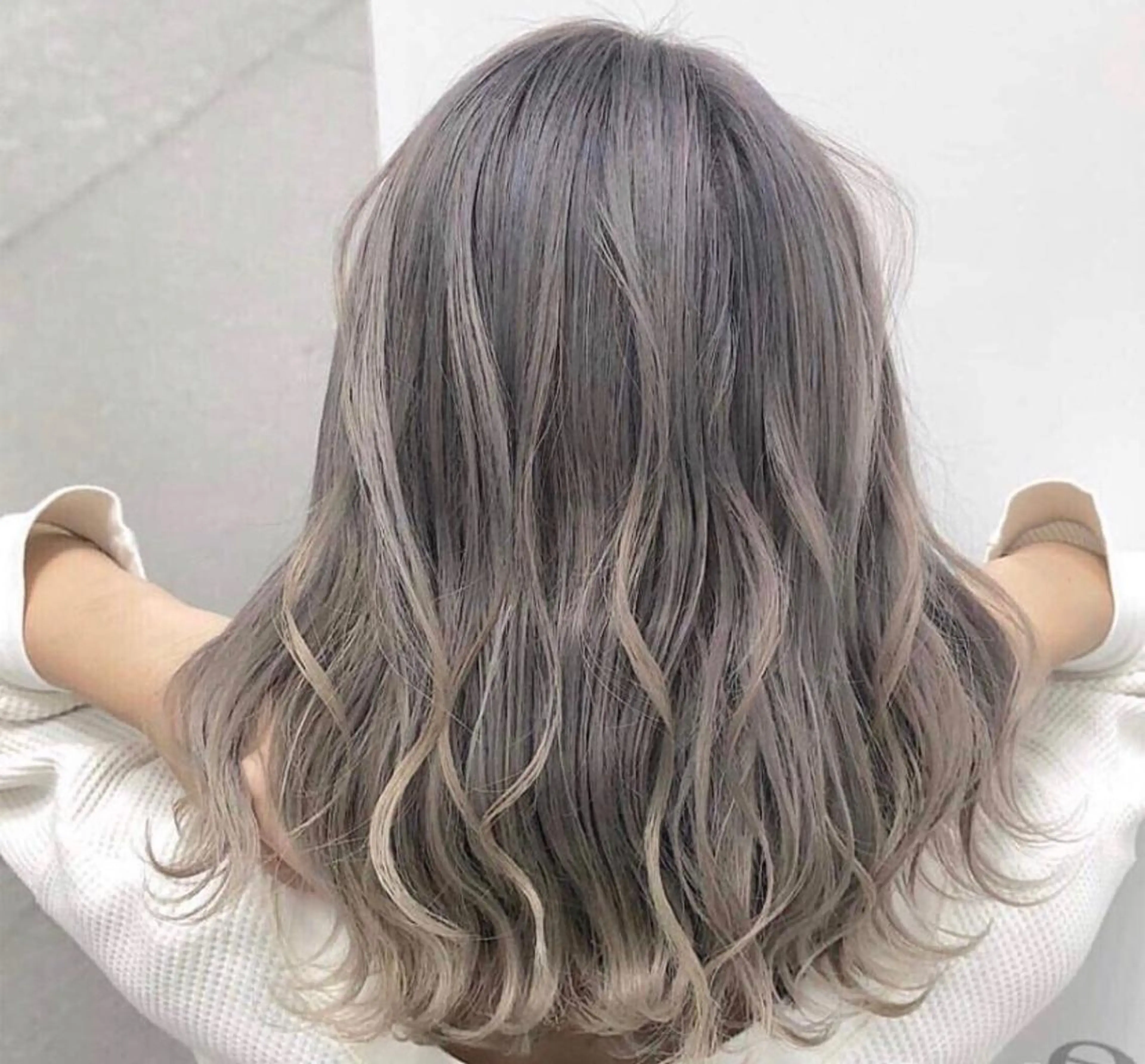 セミロング 🦋ミルクティーベー ジュ🦋mayukiのヘアスタイル