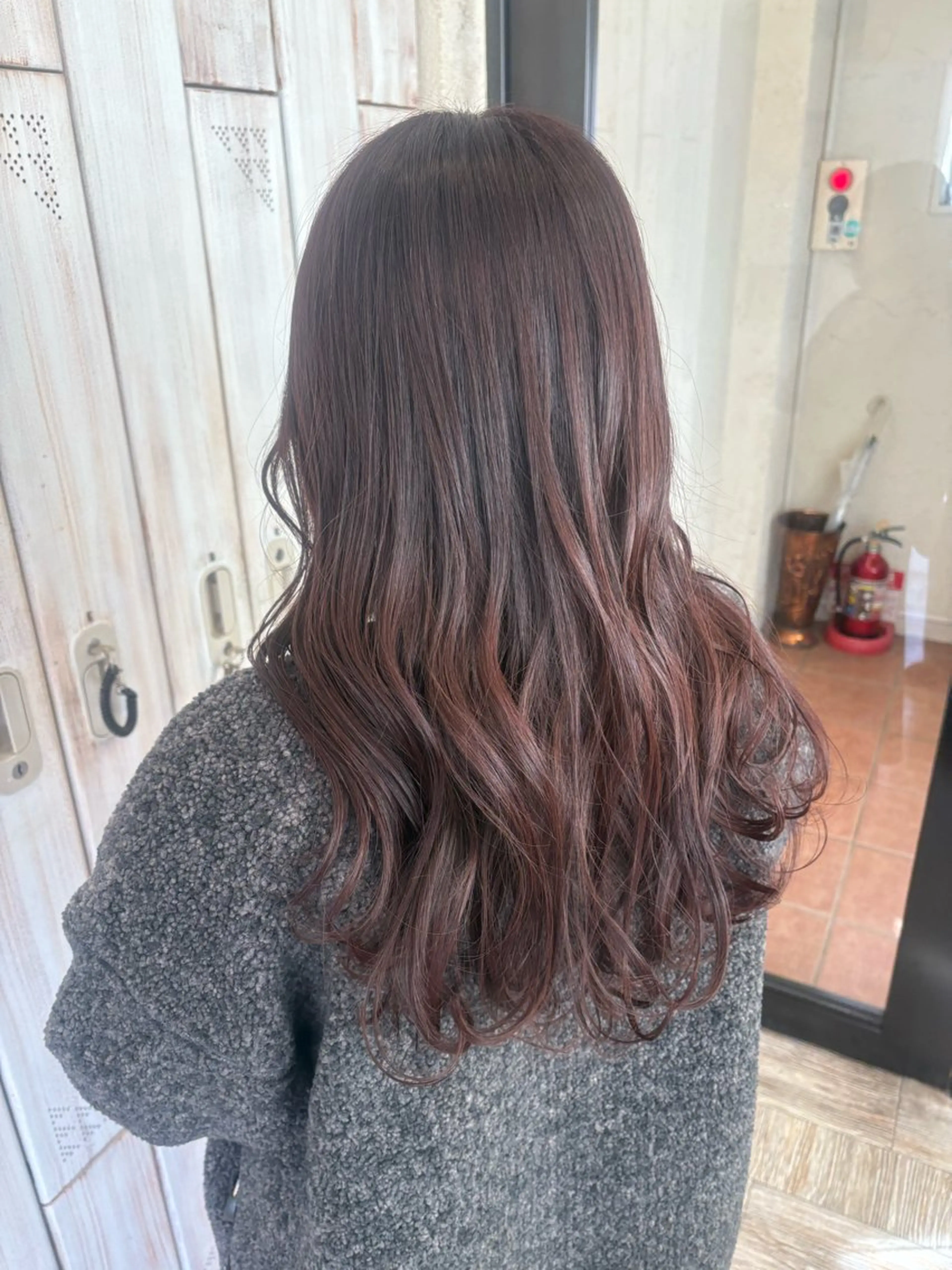 ミディアム カラー グラデーションカラー ピンクカラー ヘアカラー 西村 弘輝 パーマ/艶髪カラーのヘアスタイル