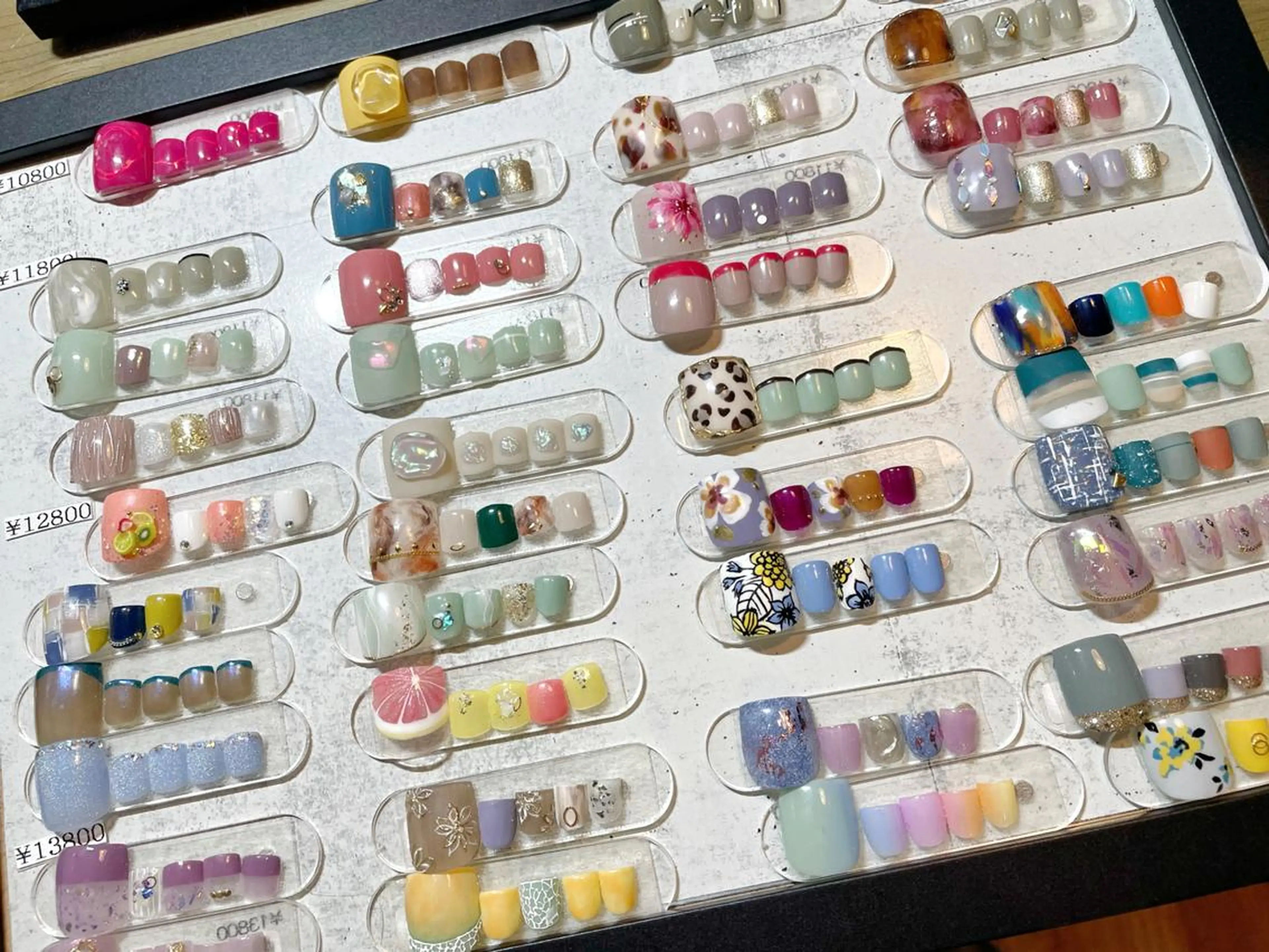 ネイル una+(ウナプラス）所属・Nodoka nailのネイルデザイン