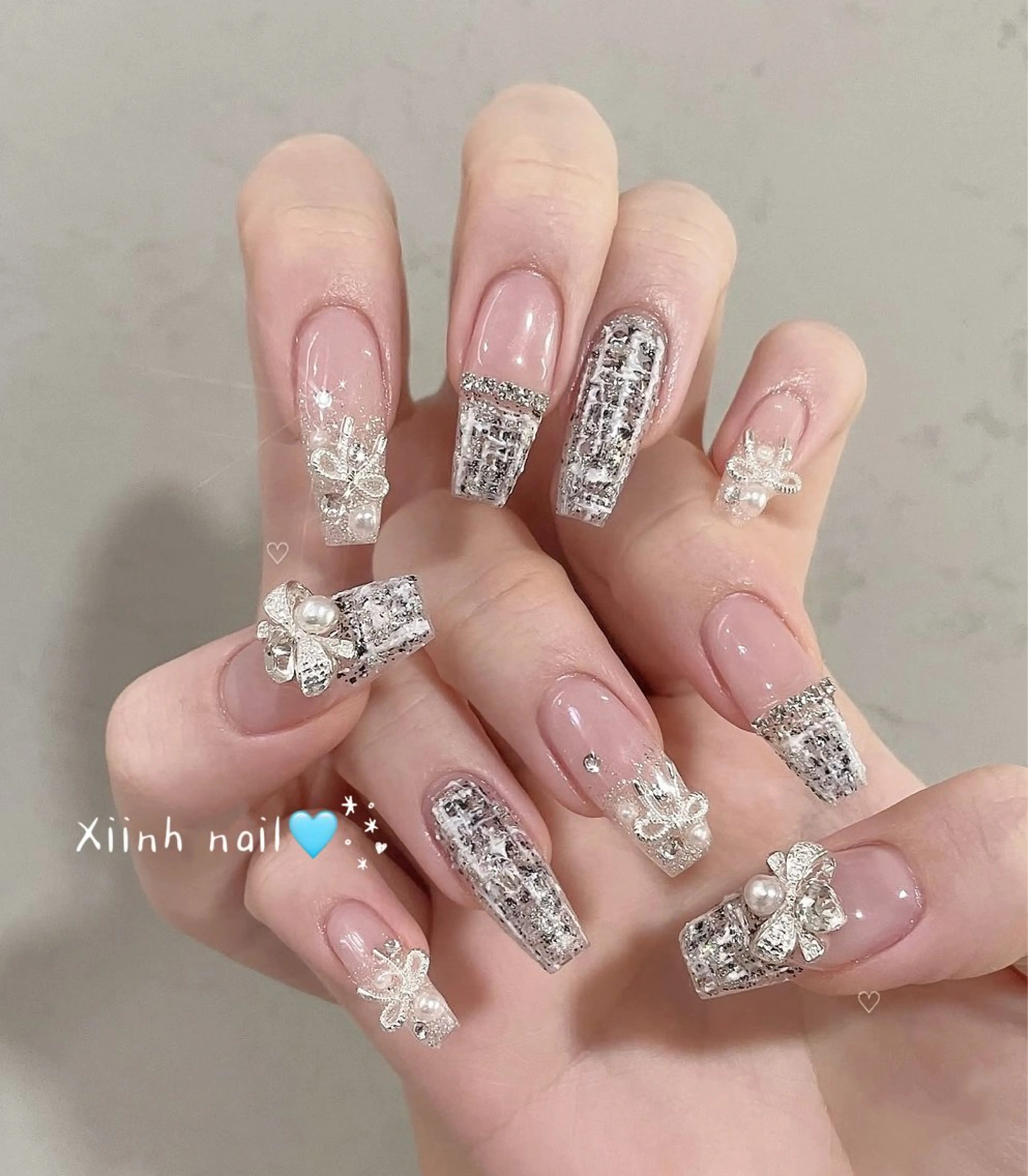 ネイル ブラウン チークネイル 桜ネイル 長さ出し フットネイル ハンドネイル XIINH NAIL SALONのネイルデザイン