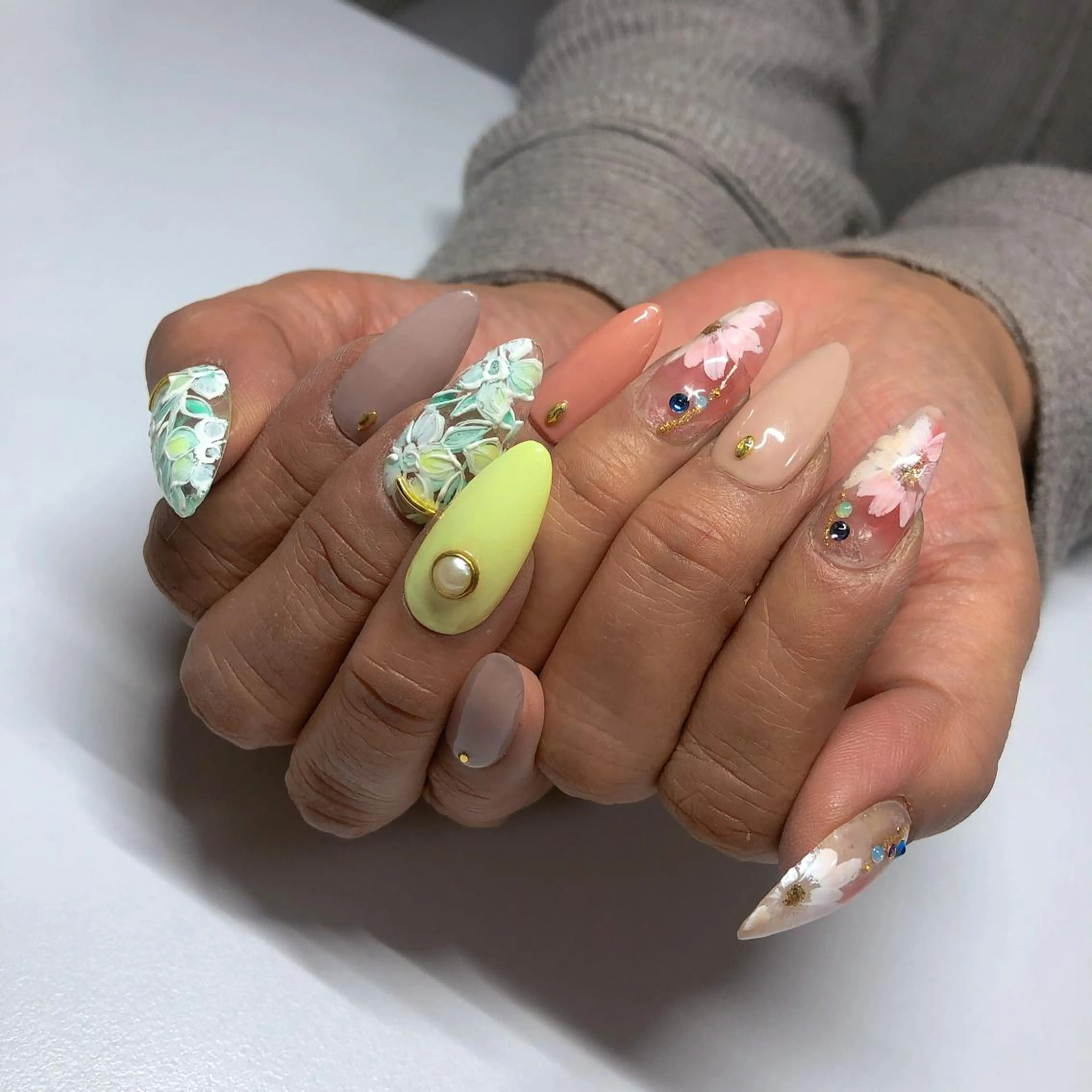 ネイル 持ち込み ネイルチップ 奥園 良恵のネイルデザイン