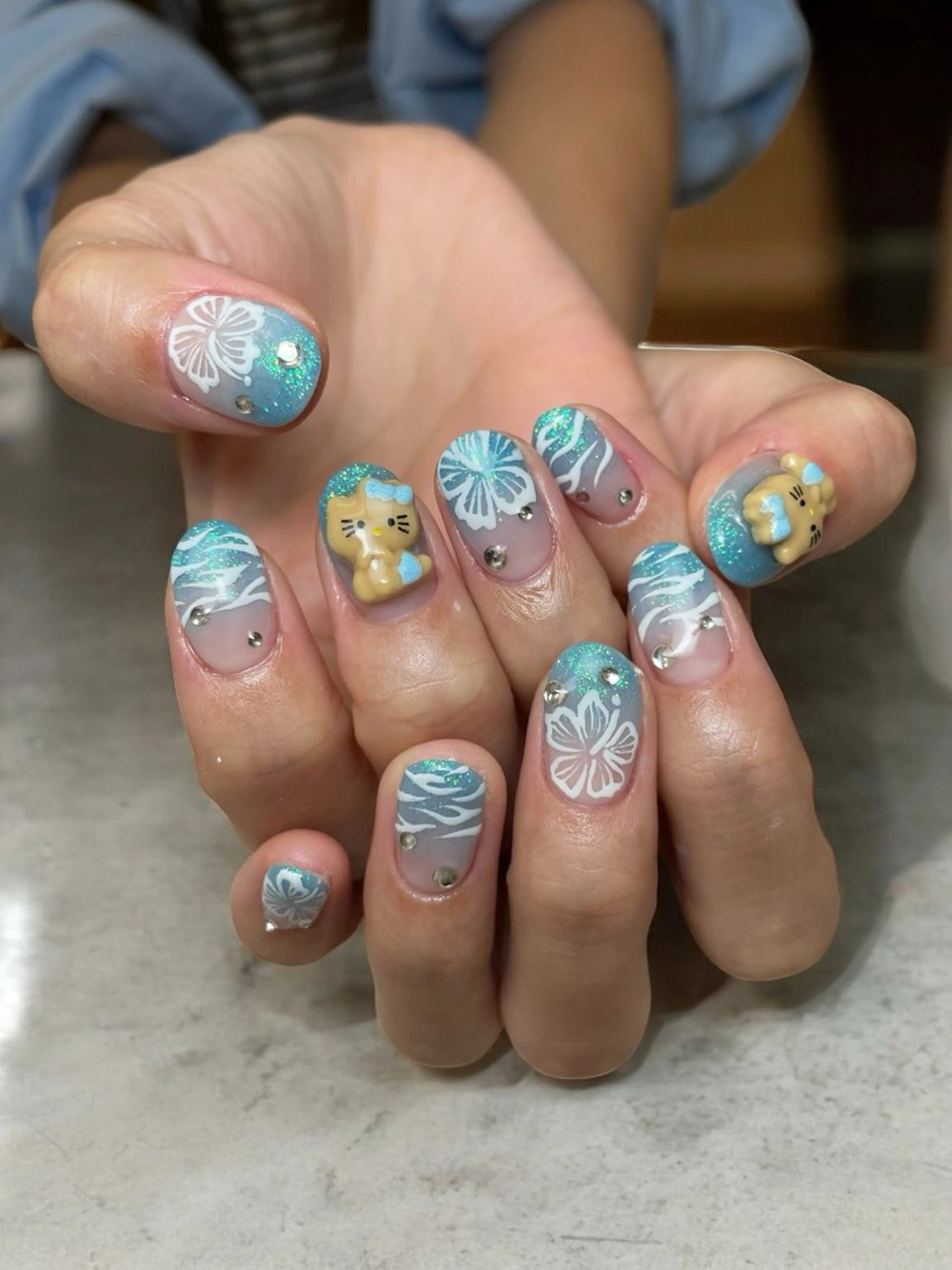 ネイル ハンドネイル Hisaka Mikiのネイルデザイン