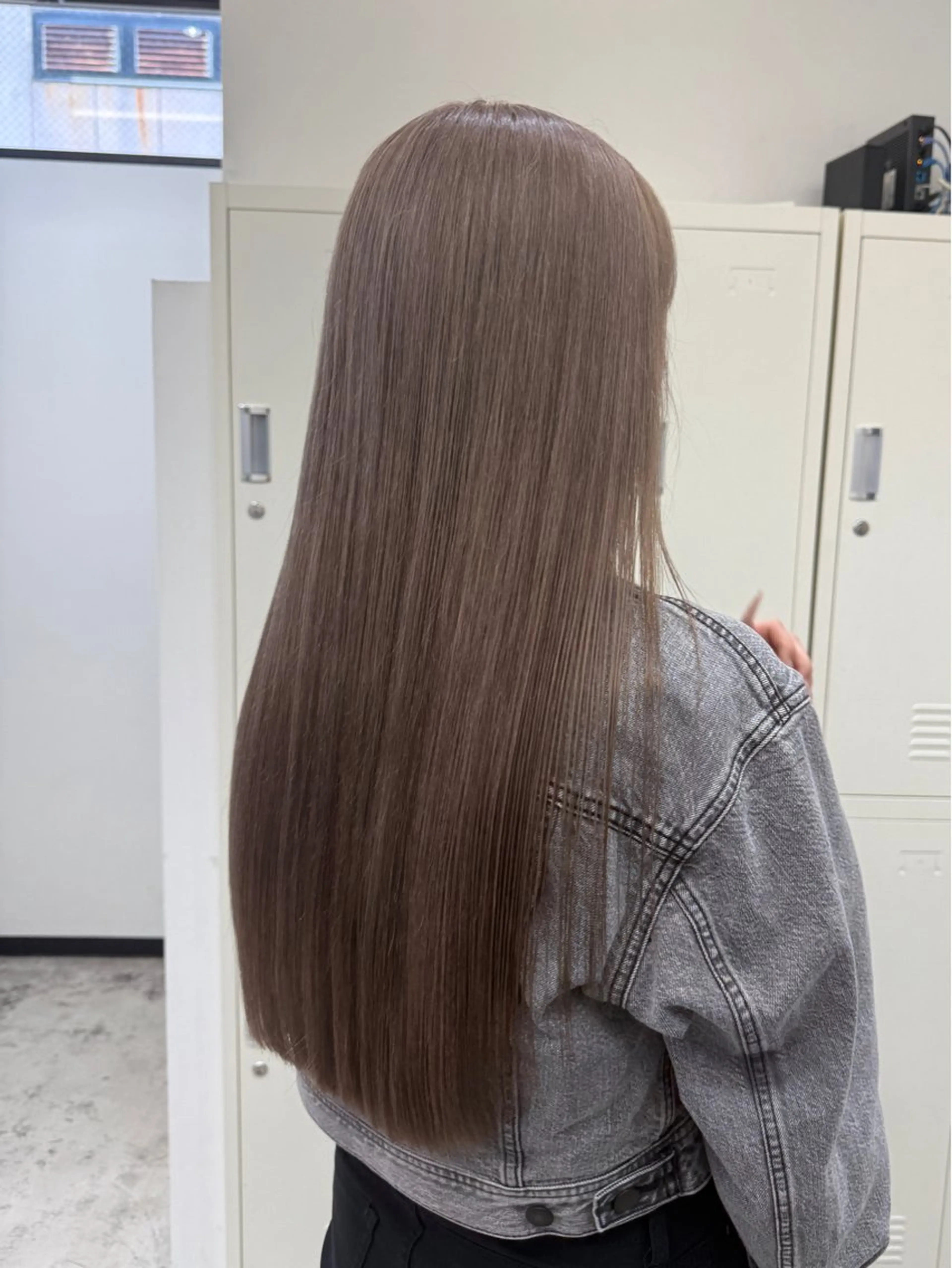 ダブルカラー + カット ✂️❤️[ブリーチ込み]の写真