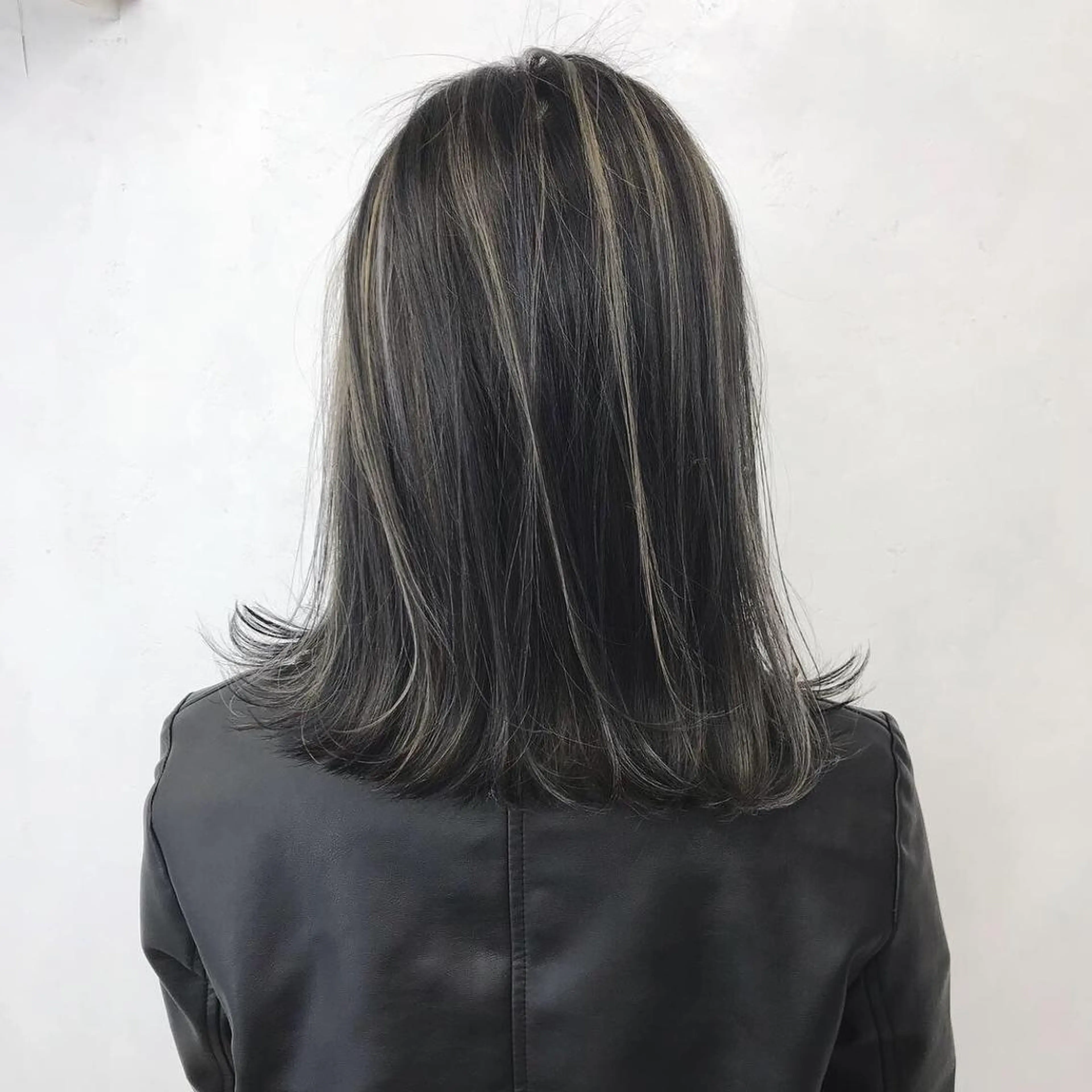 セミロング カラー ヘアカラー LUSTRE クロサワのヘアスタイル